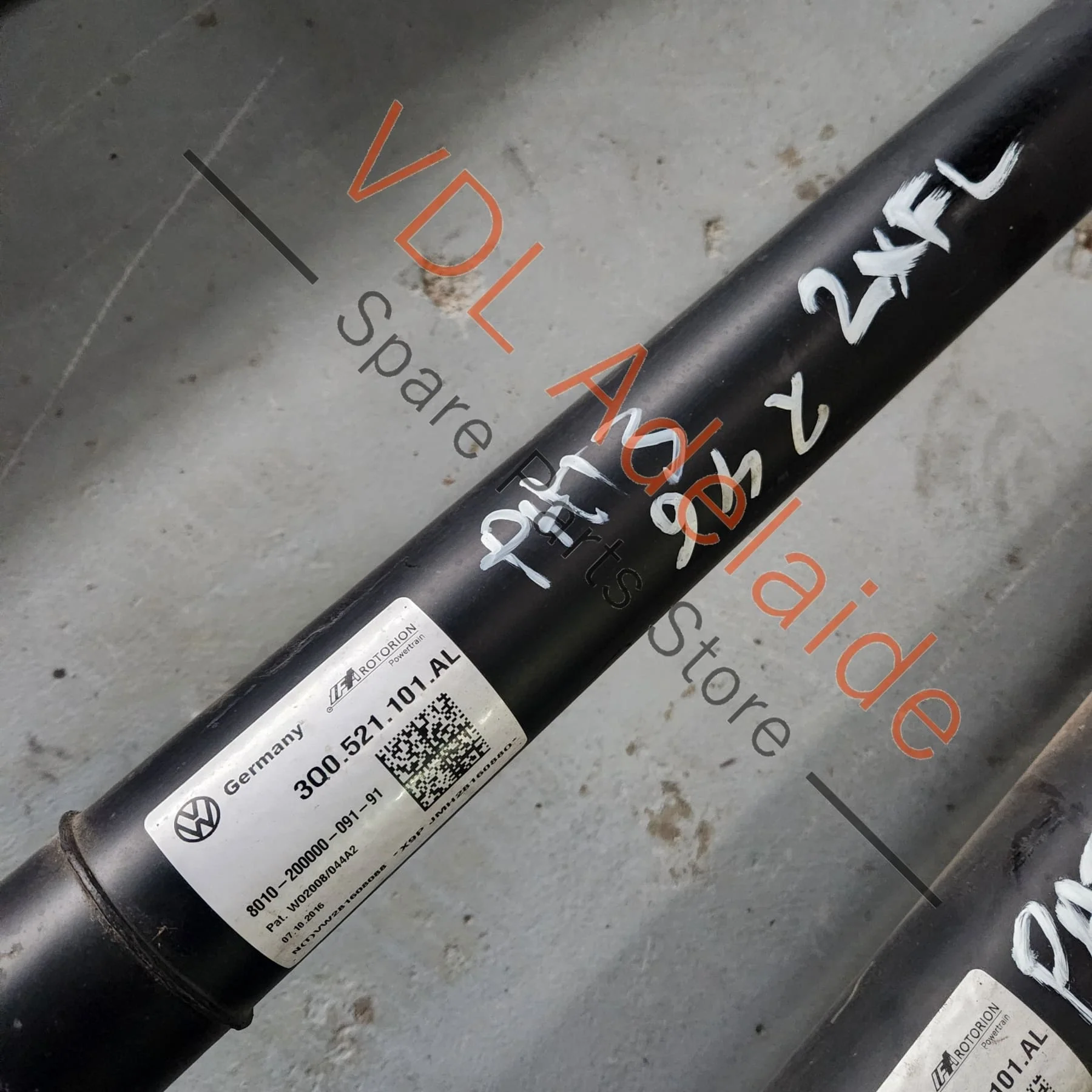 VW Passat B8 Cardan Propeller Tail Shaft 3Q0521101AL