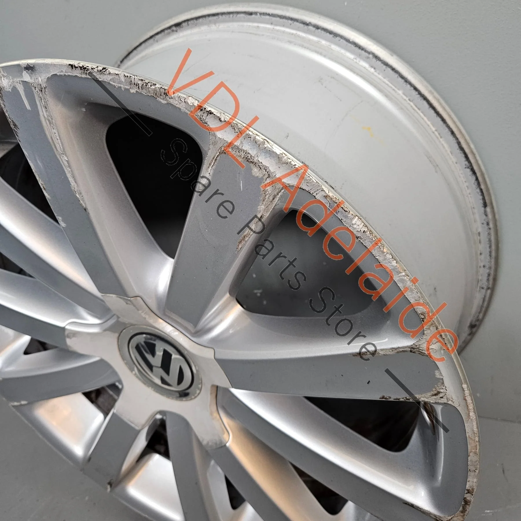 VW Passat R36 OMANYT Alloy Wheel 18 x 8 ET44 Genuine OEM Ronal 3C0601025AG 3C0601149R 8Z8 #01 - Image 9