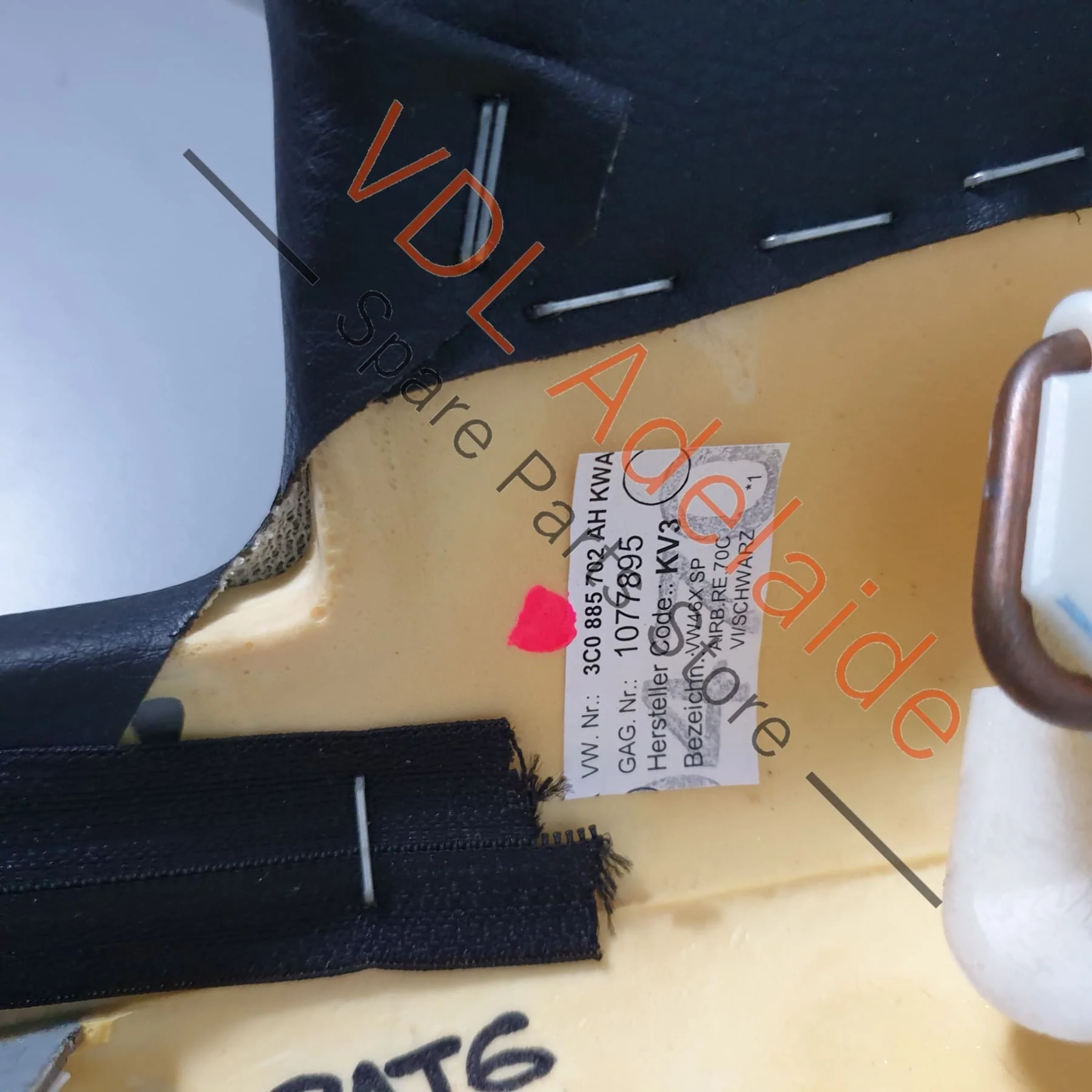 VW Passat R36 B6 3C Estate Rear Right Seat Bolster Airbag & Cover 3C0880442 - Image 4