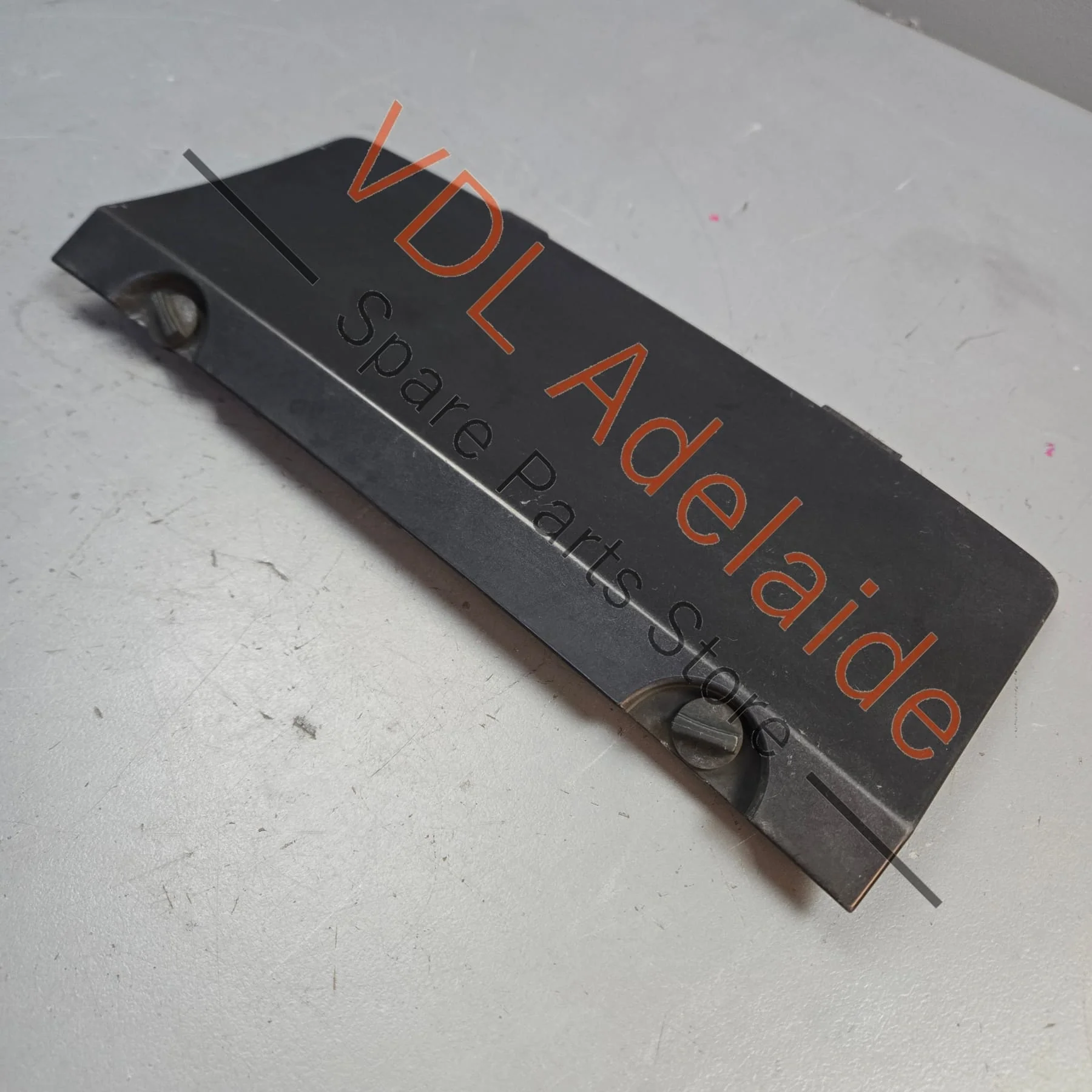 VW Touareg 7L Rear Bumper Tow Bar Trim Cover Plate - Image 2