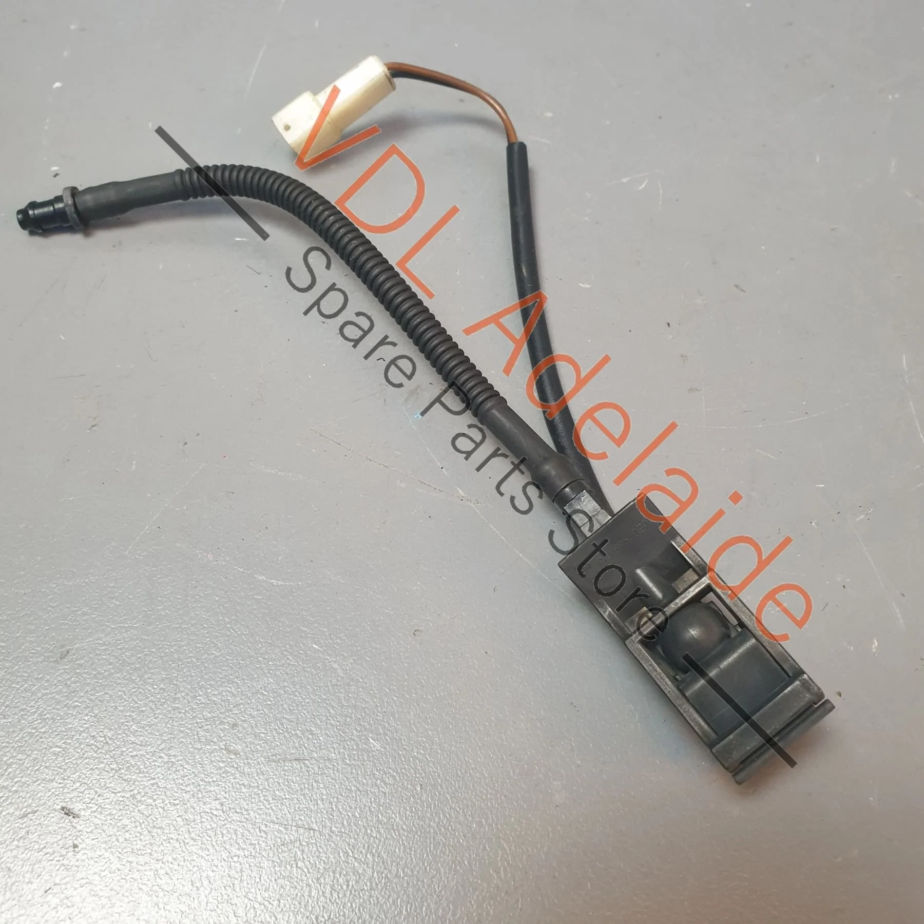 VW Touareg 7L Heated Spray Nozzle for Windscreen Washer System 6E0955986B - Image 4