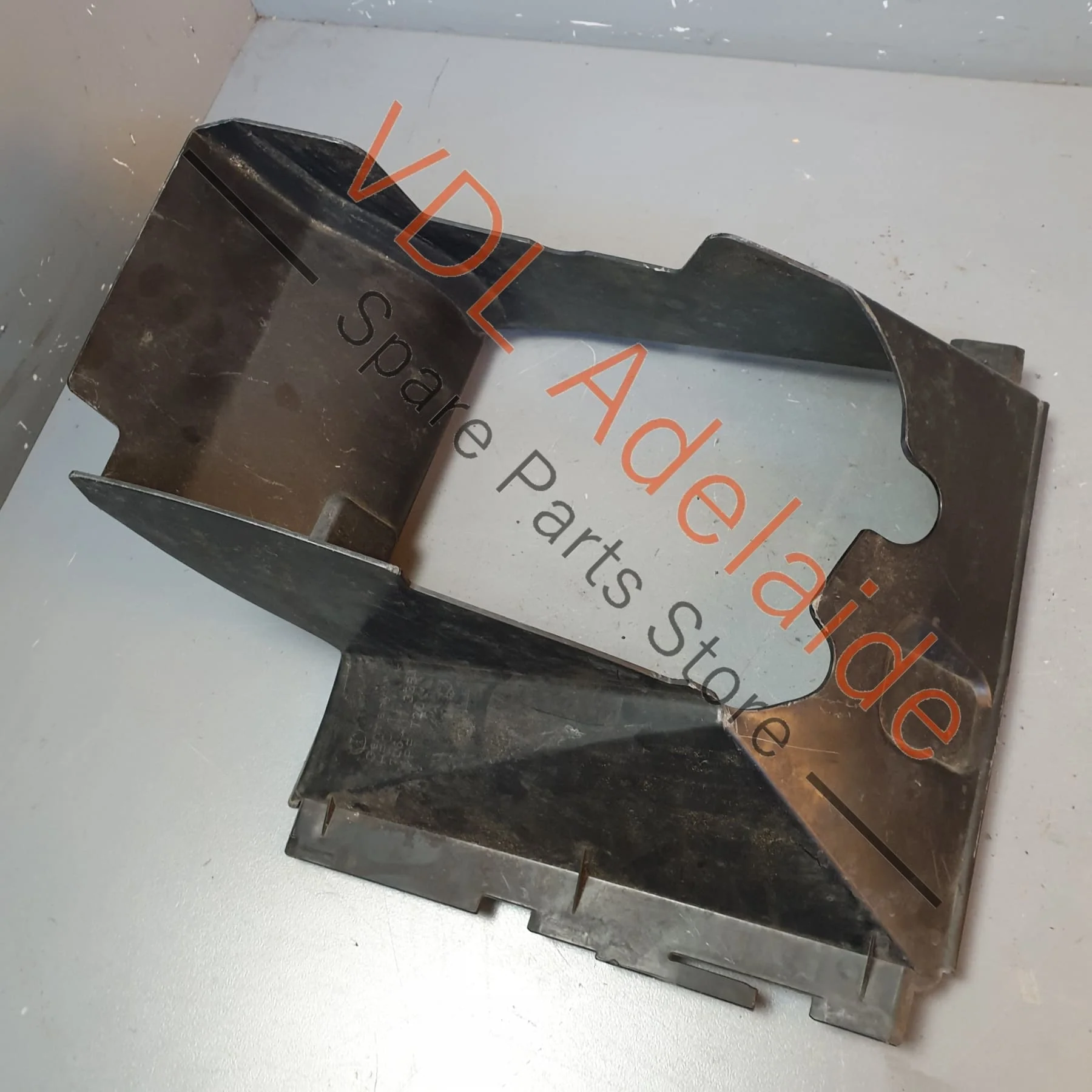 VW Touareg 7L Front Left Intercooler Air Guide 7L6117335B