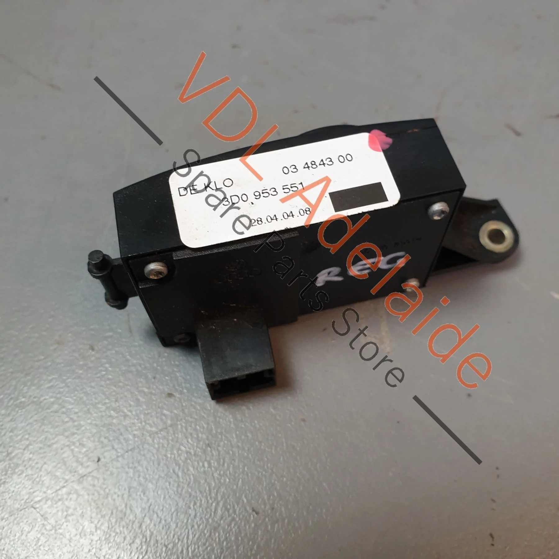 VW Touareg Audi Q7 Electric Adjustable Steering Column Adjustment Switch 3D0953551 - Image 4