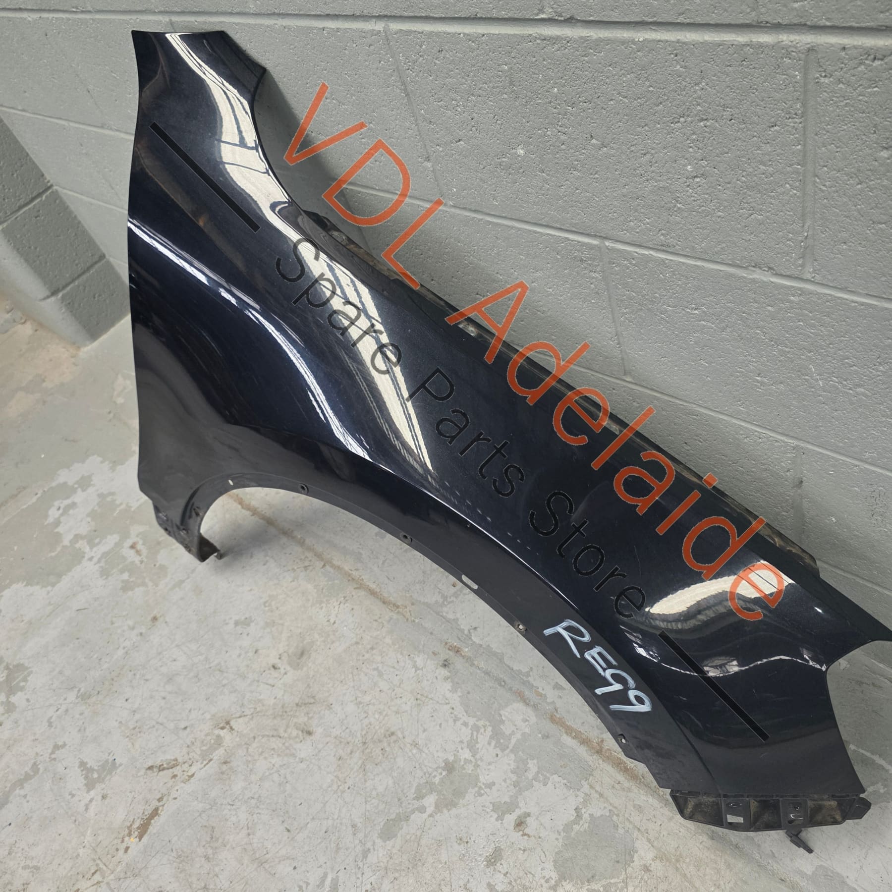 VW Volkswagen Touareg 7P 2011-2018 Front Right Mudguard Fender Quarter Panel 7P6821106E 7P6821152A Black - Image 3