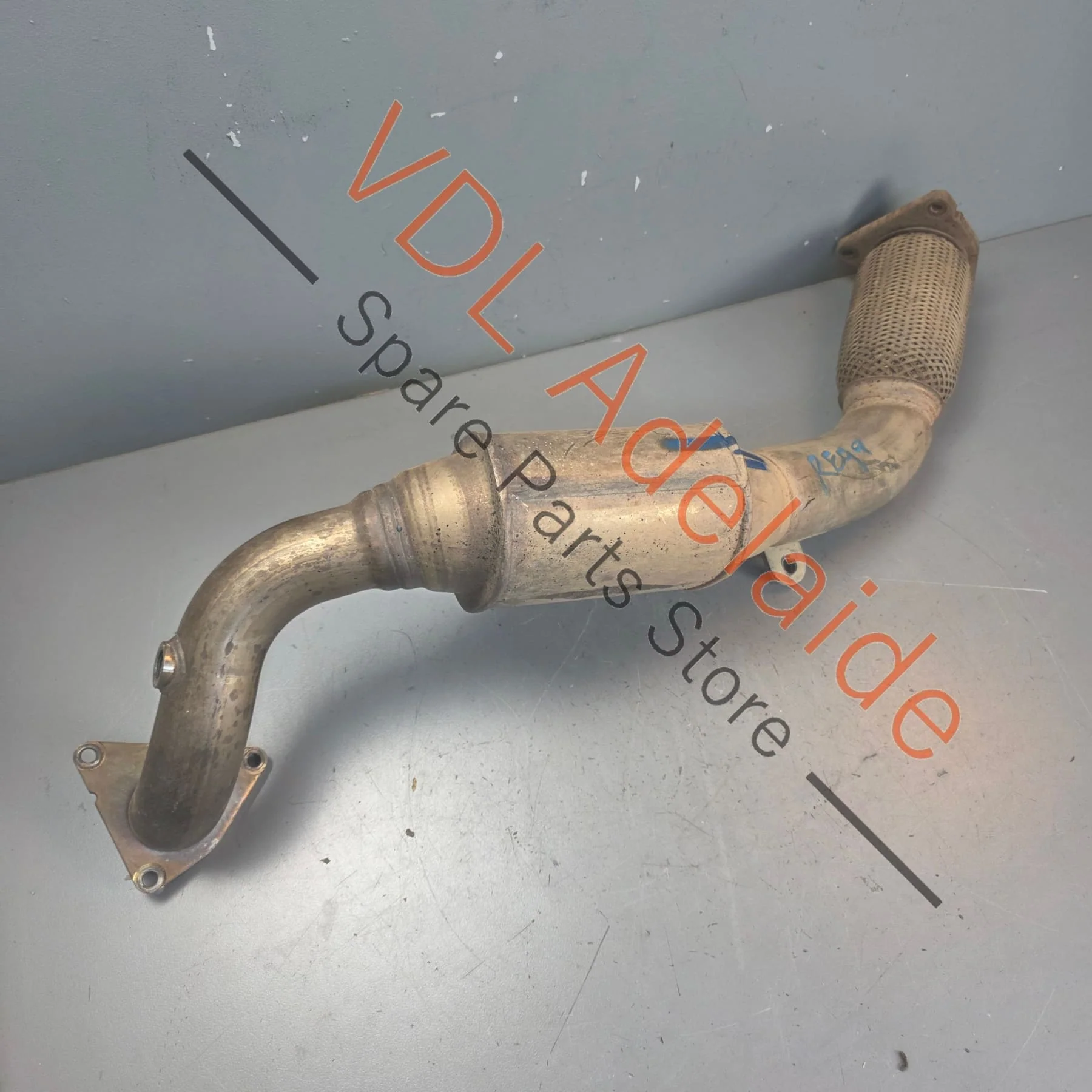 VW Touareg 7P 2011-2017 Exhaust Down Pipe with Catalyst Catalytic Converter 7L8254301X CJGA, CJGC, CJMA, CRCA