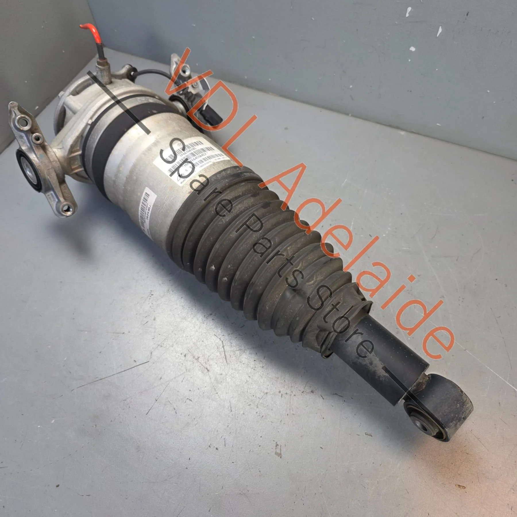 VW Touareg 7P Left Rear Air Suspension Strut Shock Absorber 7P6616019G