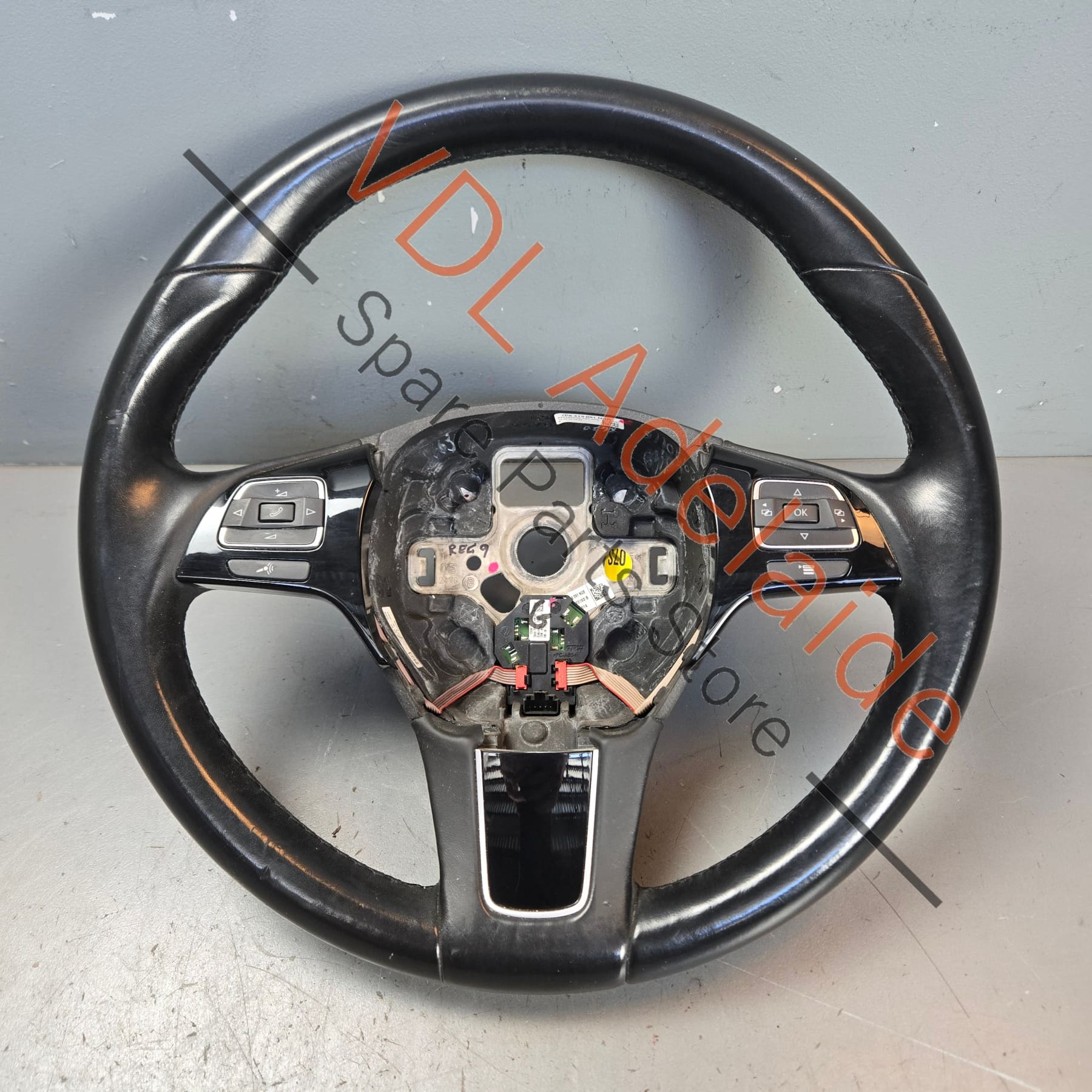 VW Touareg 7P Steering Wheel Black Leather 7P6419091 NGB Including switches 155xxxkm