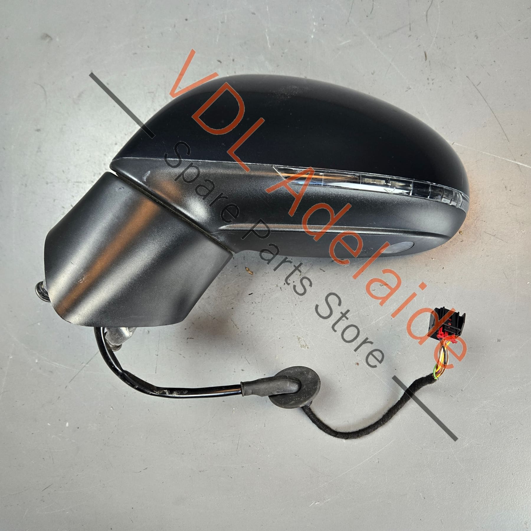 VW Touareg 7P Left Power Folding Side View Mirror with Automatic Dimming 7P6857508N 9B9 - Image 2