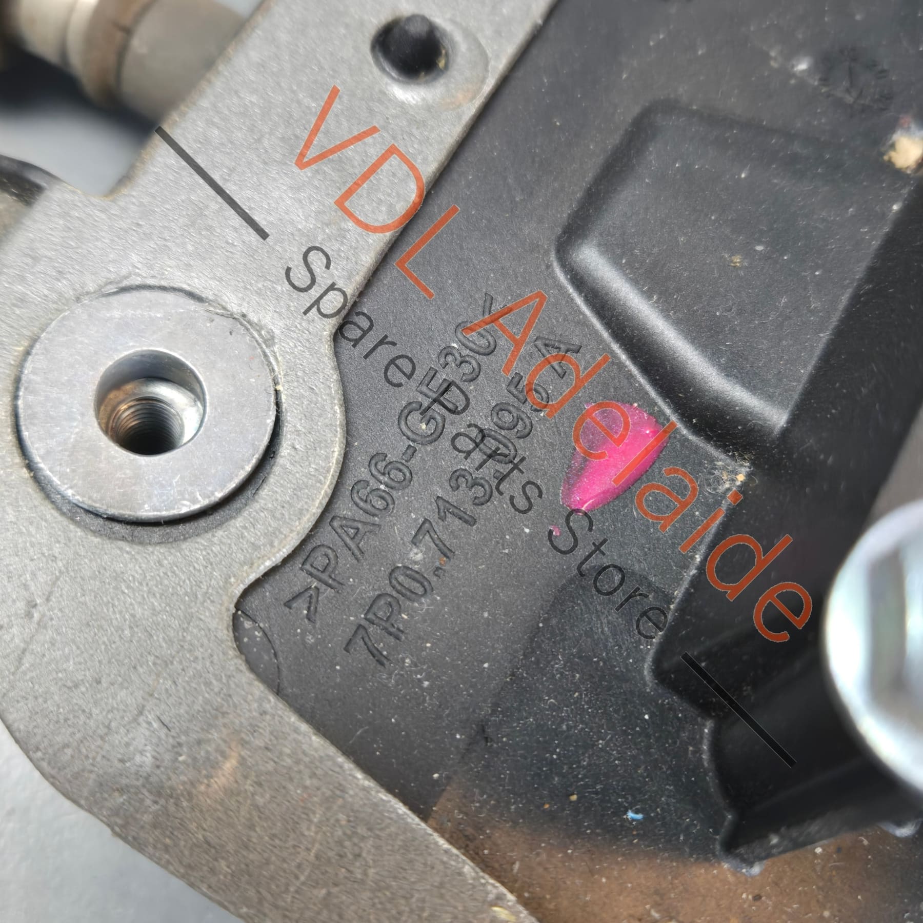 VW Touareg 7P Gear Selector Mechanism Shifter 7P2713025D - Image 5