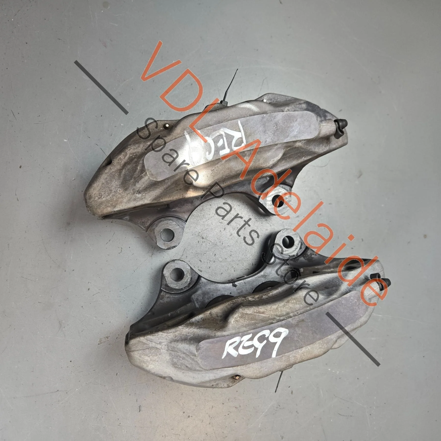 VW Touareg 7P 2011-2018 4x Piston Front Brake Caliper Set Pair Left & Right for 330mm rotor 7L6615149A 7L6615150A