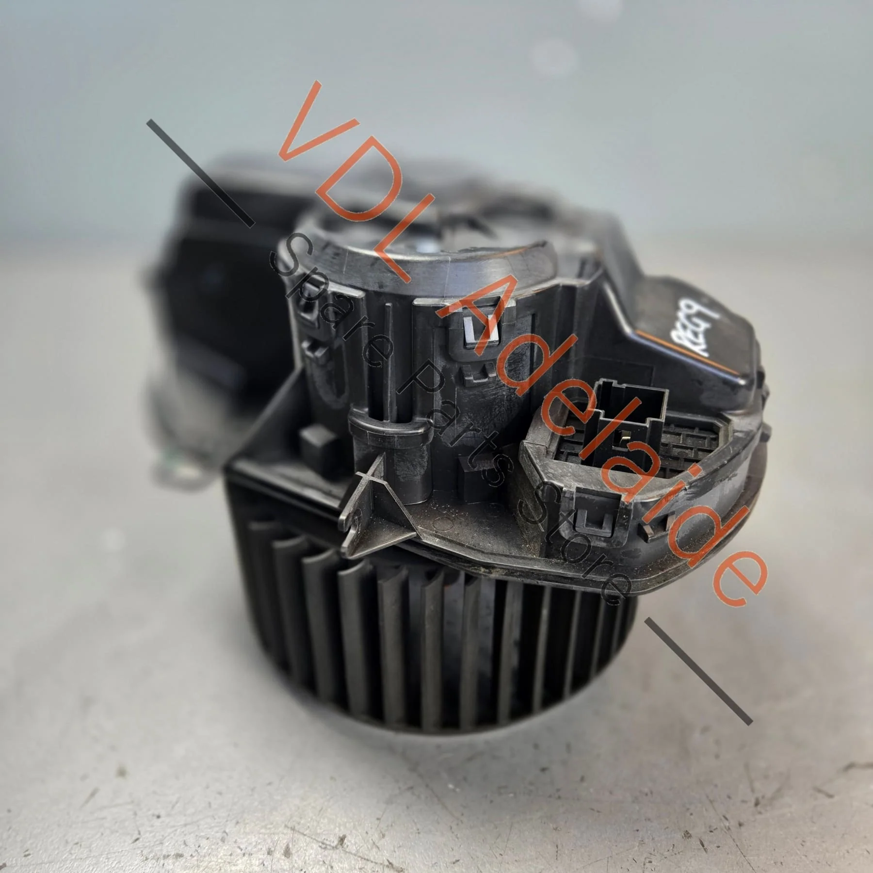 VW Touareg 7P Blower Fan Motor 7P0820021E - Image 4