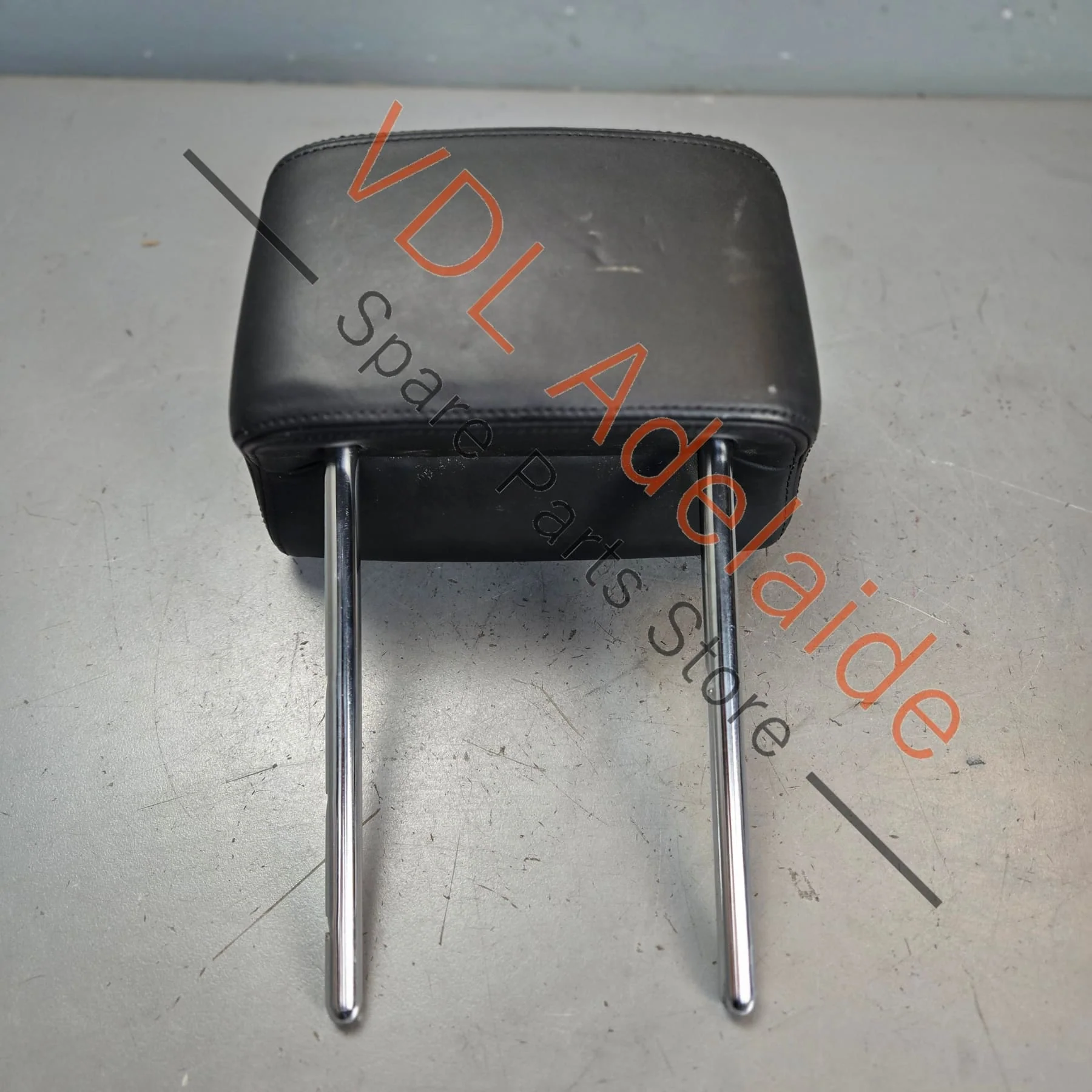 VW Touareg Rear Outer Seat Head Rest Headrest 7P6885901P NGB - Image 4