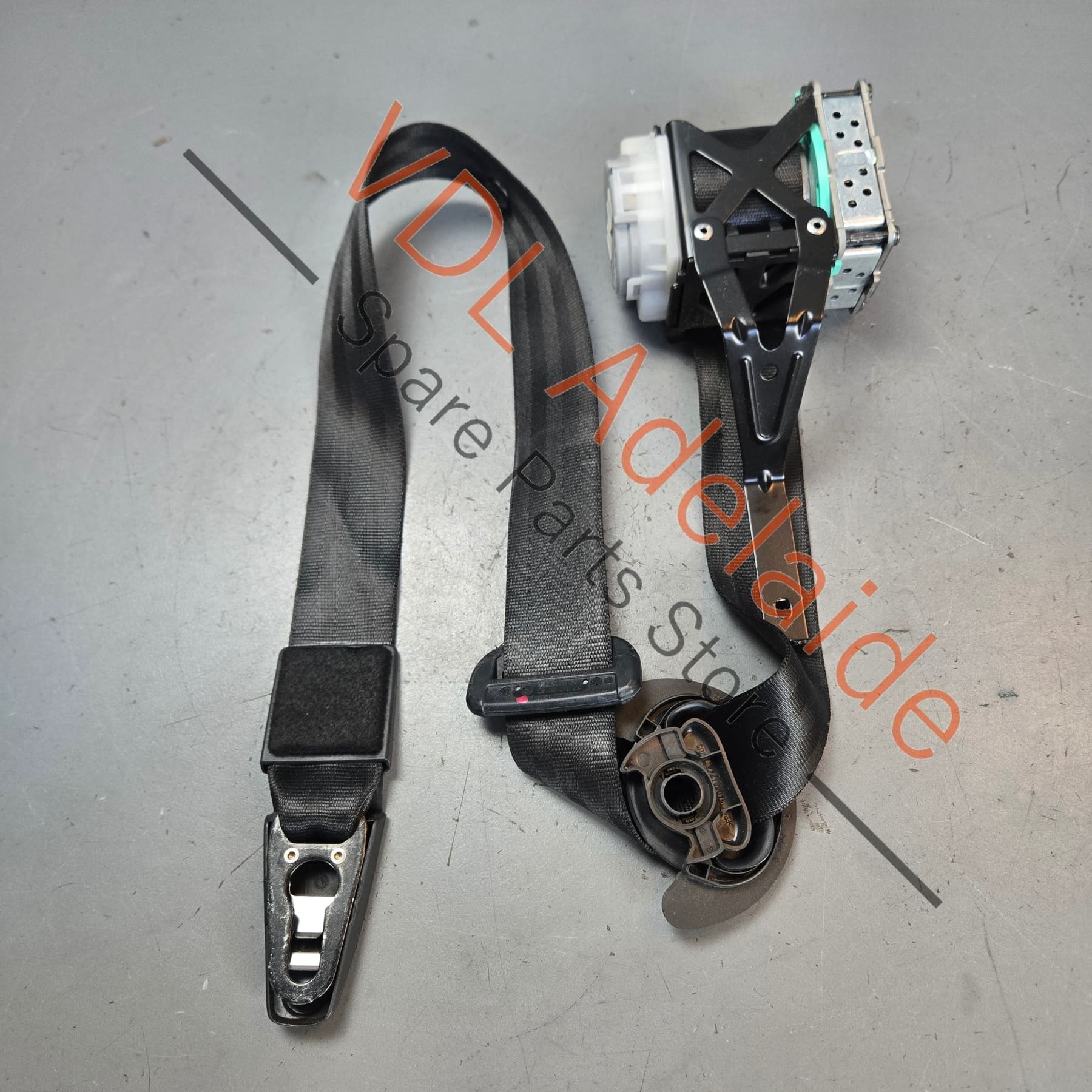 VW Touareg 7P Front Right Seatbelt Seat Belt 7P0857706G HCP - Image 2
