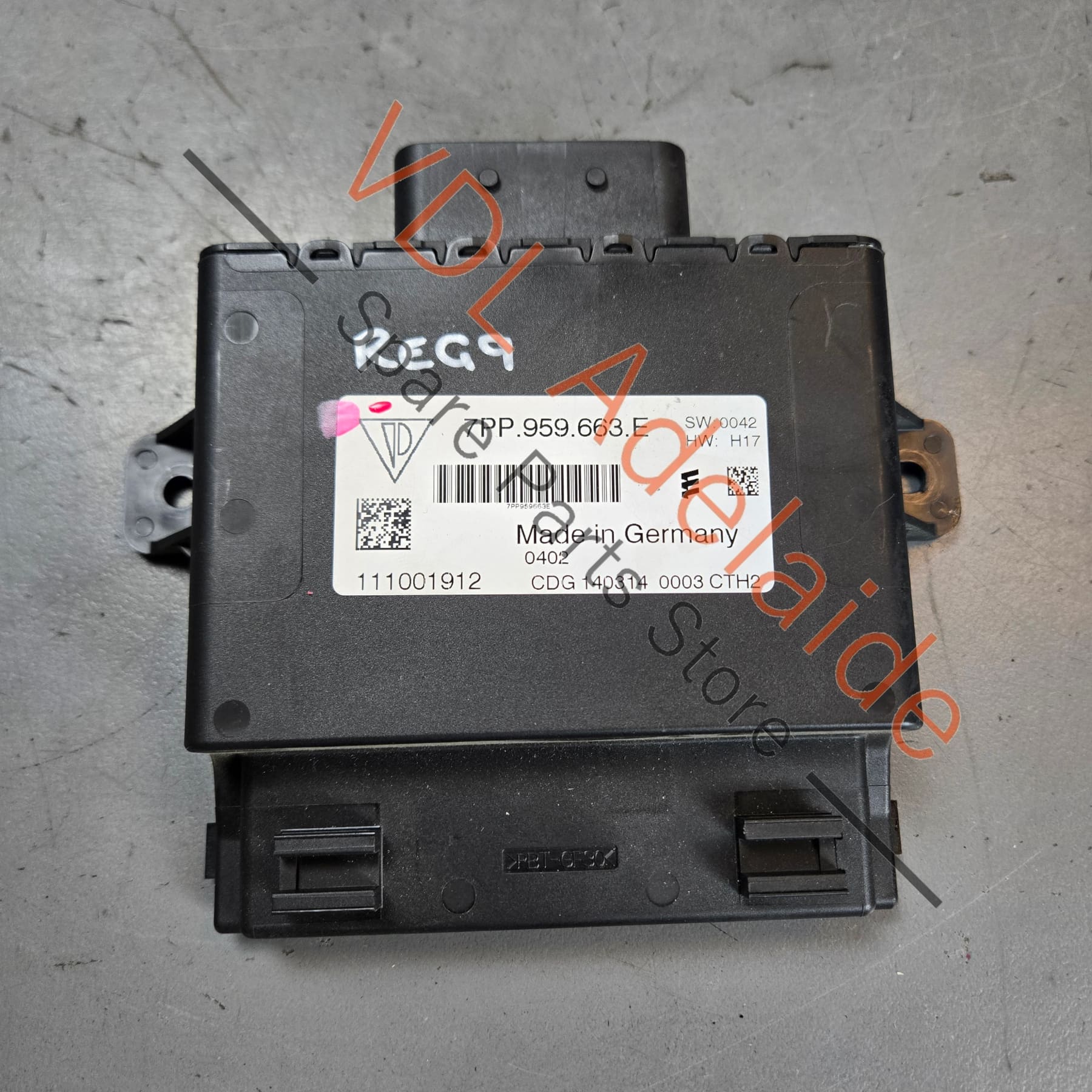 VW Touareg Porsche Cayenne Battery Voltage Stabilizer for Start Stop 7PP959663E