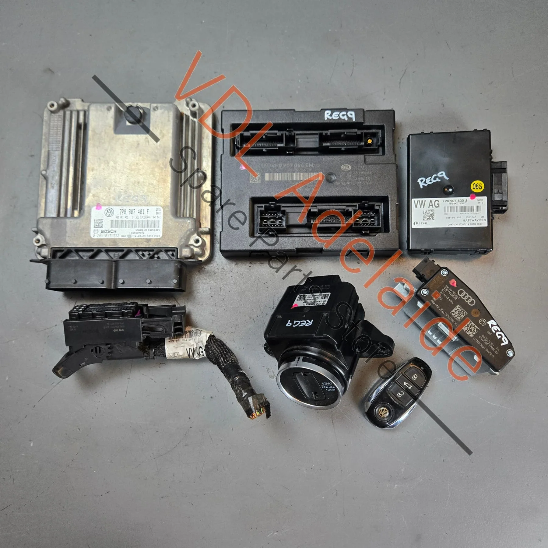 VW Touareg 7P CRCA V6 ECU & Key Set incl Steering Lock & BCM2 7P0907401F 7P1907401D 7P6907530J 4H0907064EM - Image 2