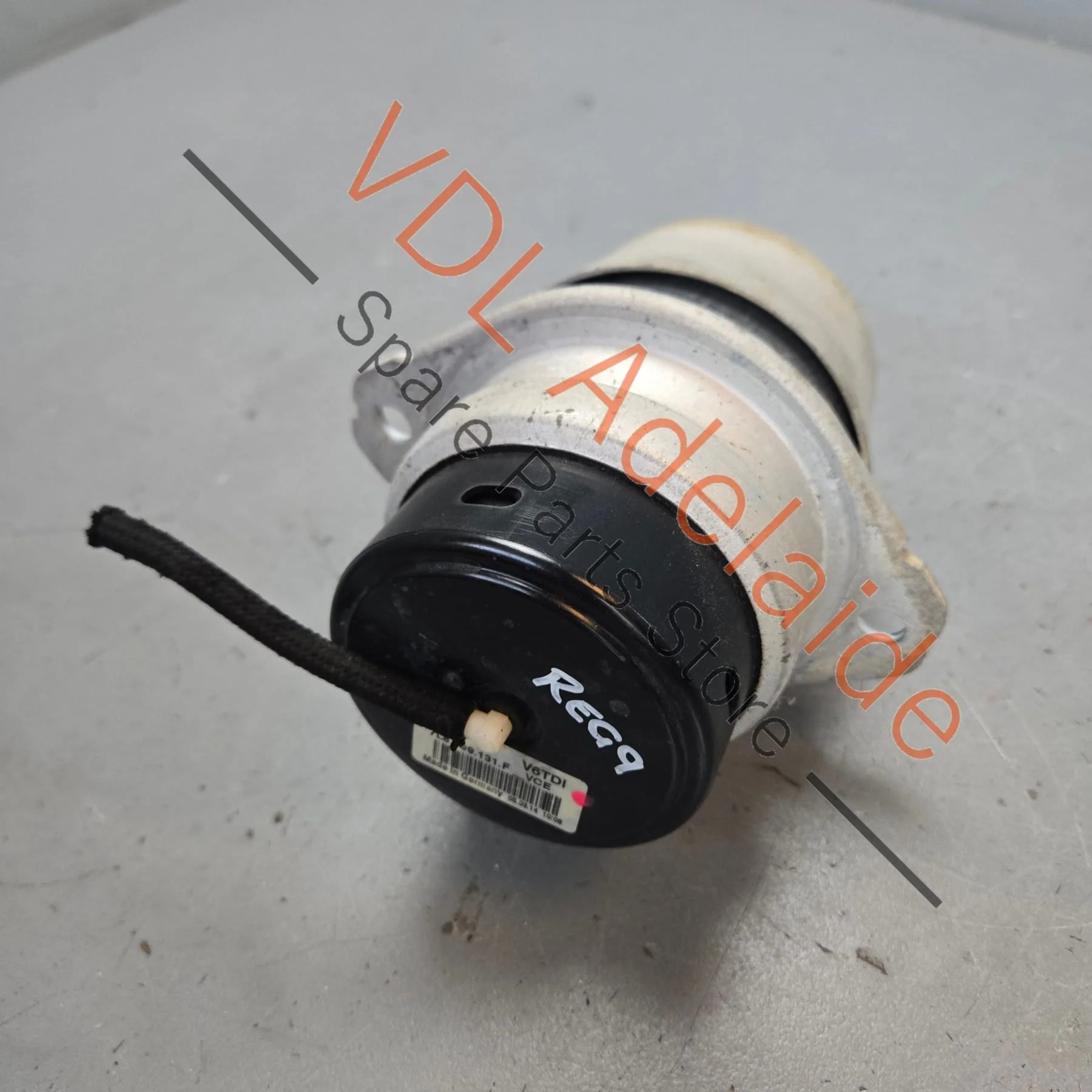 VW Touareg 7P Engine Mount 7L8199131F - Image 2