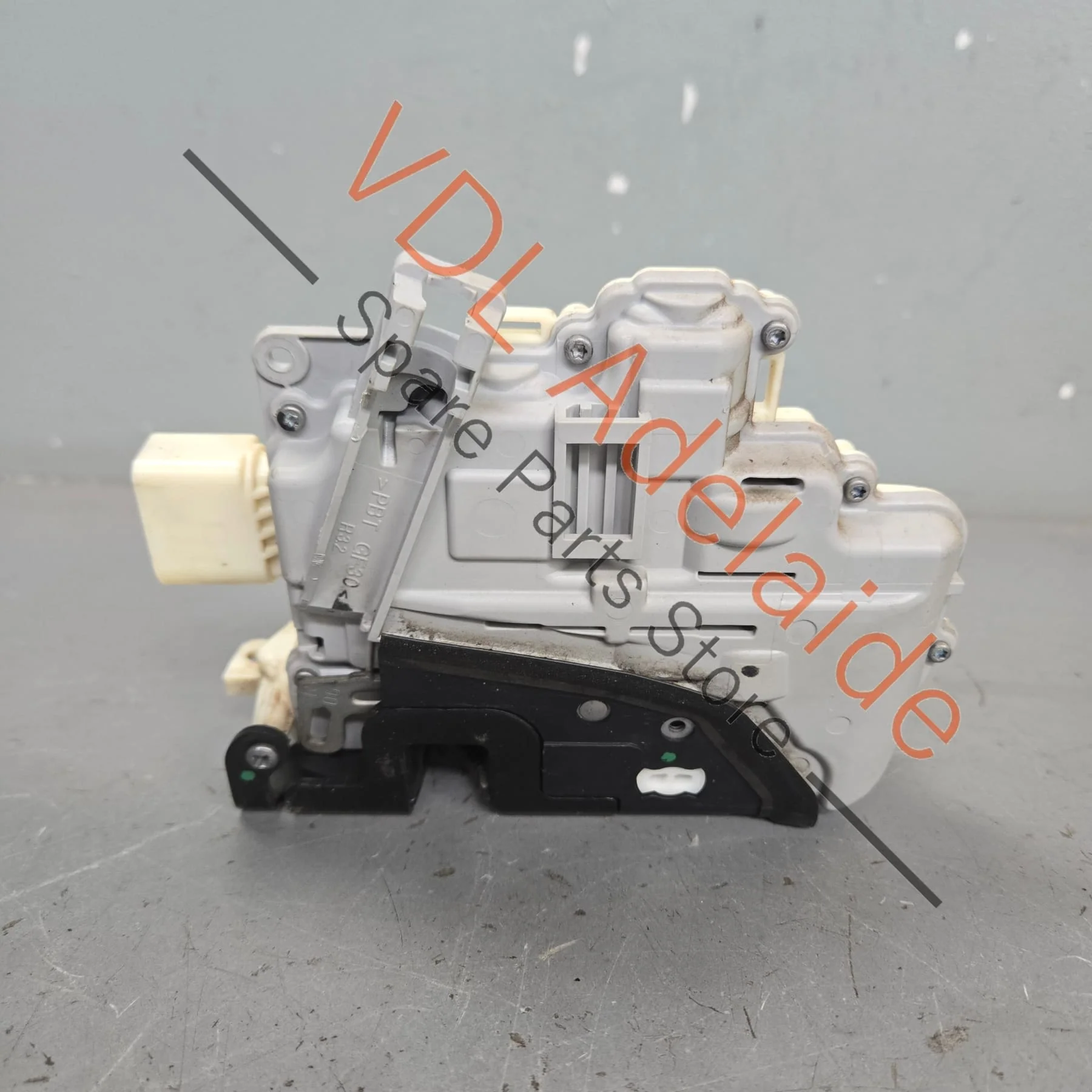 VW Touareg 7P Audi A4 A5 Right Front Door Lock Mechanism 8J2837016A - Image 3