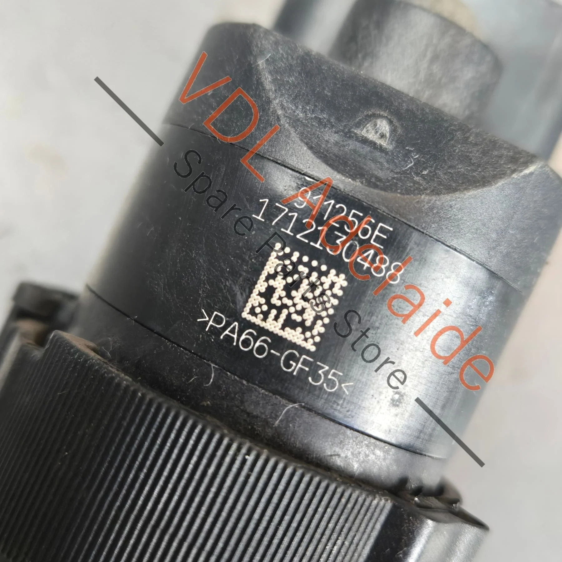 VW Touareg 7P Electric Handbrake Motor Servo Left 7P0609723B - Image 3