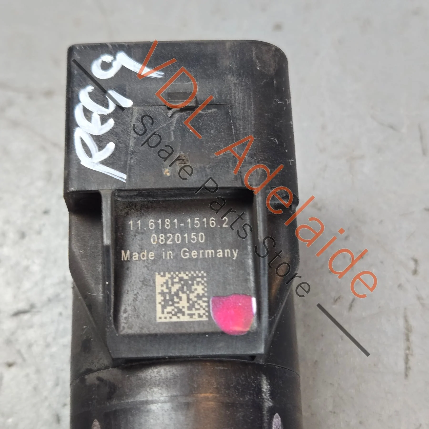 VW Touareg 7P Electric Handbrake Motor Servo Right 7P0609724B - Image 6
