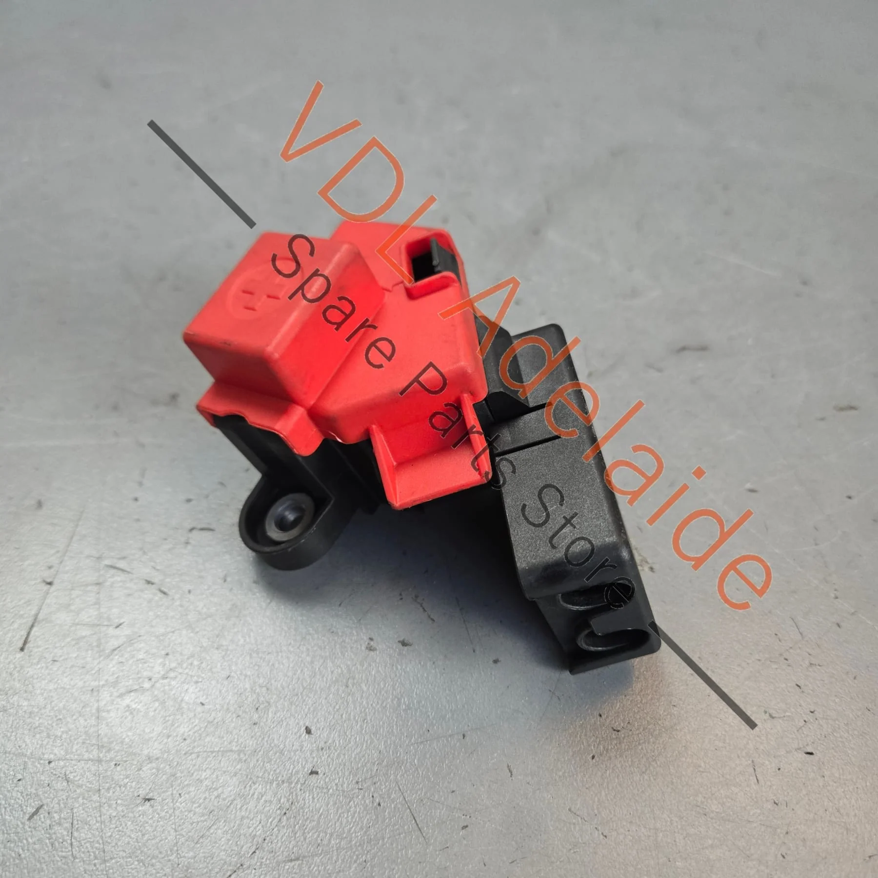 VW Touareg 7P Battery Jumpstart Cover Cap Engine Bay 7P0937401