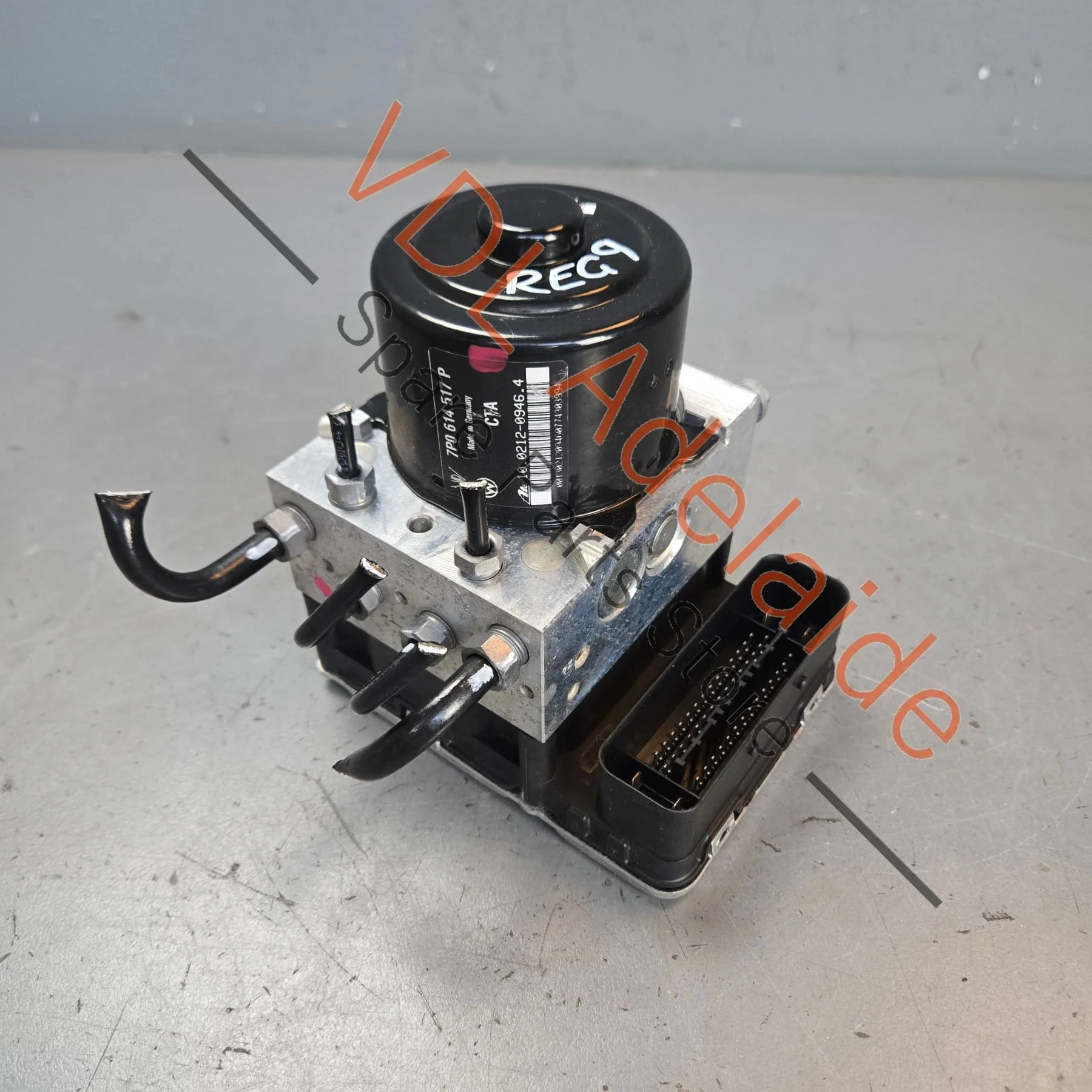 Volkswagen VW Touareg 7P ABS Brake Pump Module 7P0614517P 7P0907375P