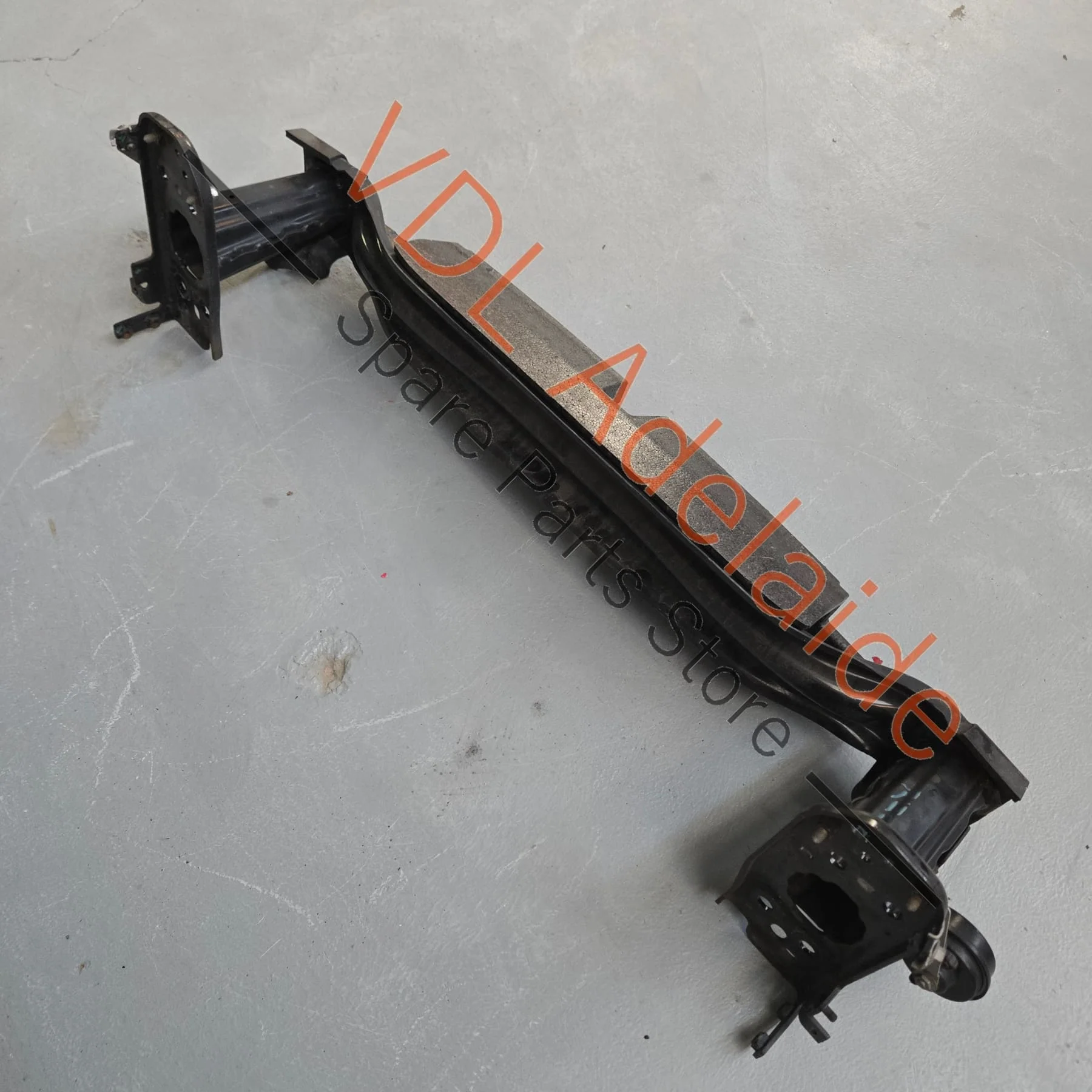 VW Touareg 7P Front Bumper Reo Reinforcement with Pedestrian Impact Foam 7P0807109D - Image 7