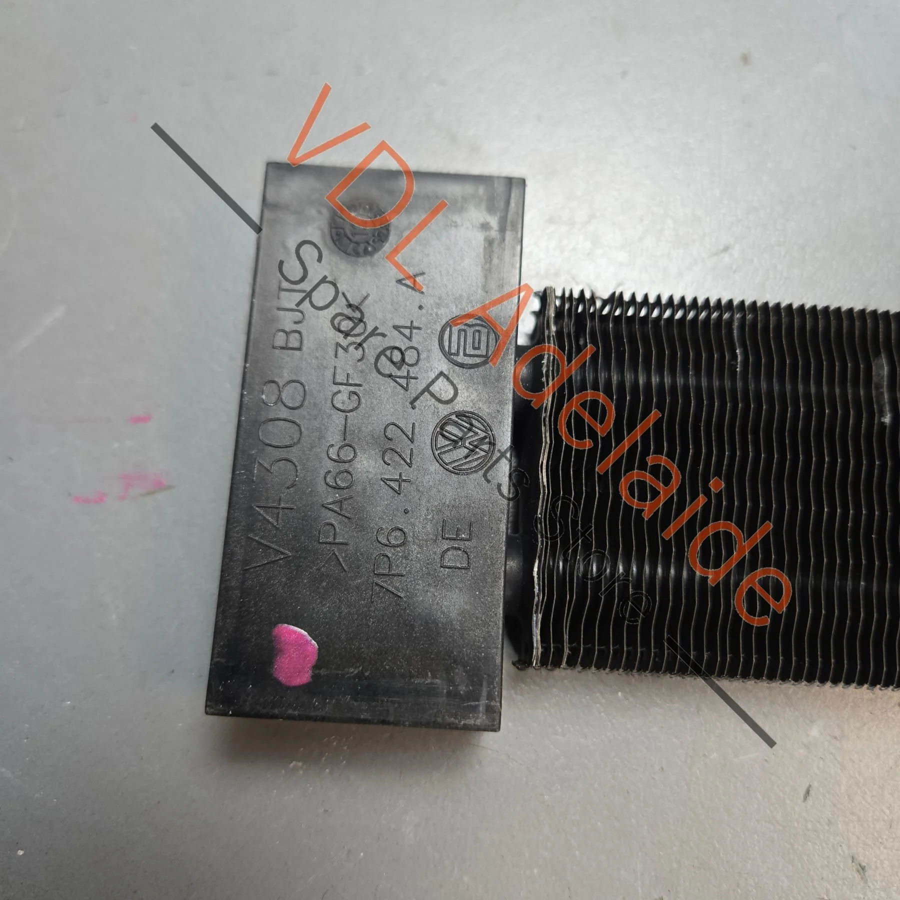 VW Touareg 7P Power Steering Oil Cooler Radiator 7P5422885A - Image 3