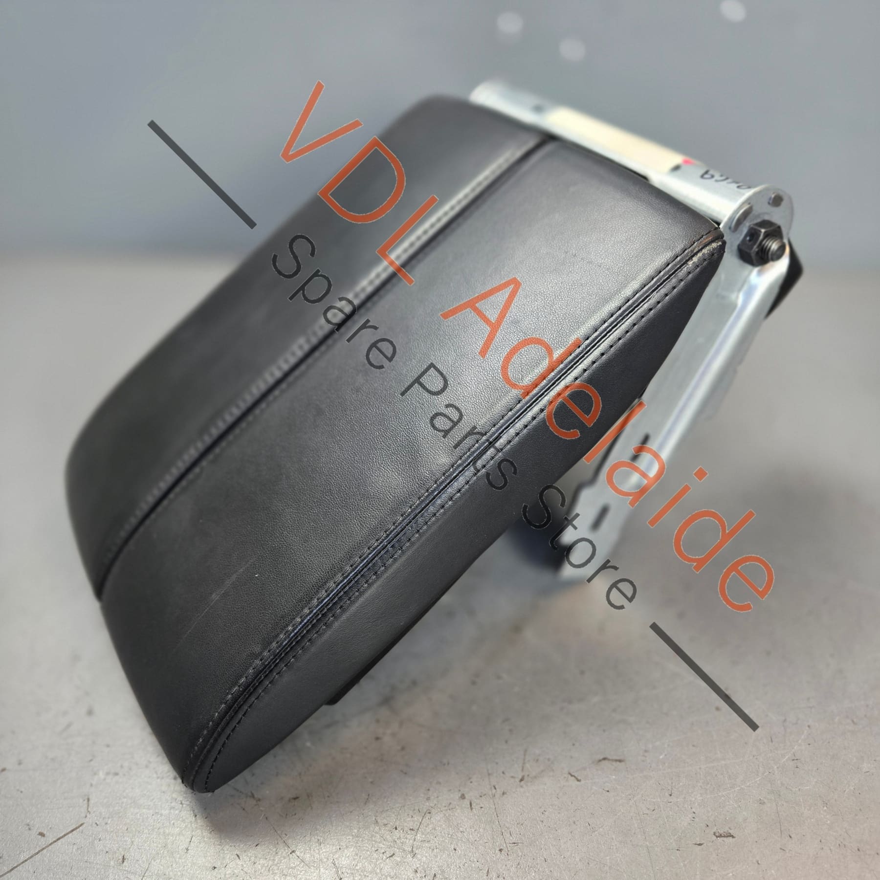 VW Touareg 7P 2-Part Armrest Arm Rest Black 7P6864207B - Image 2