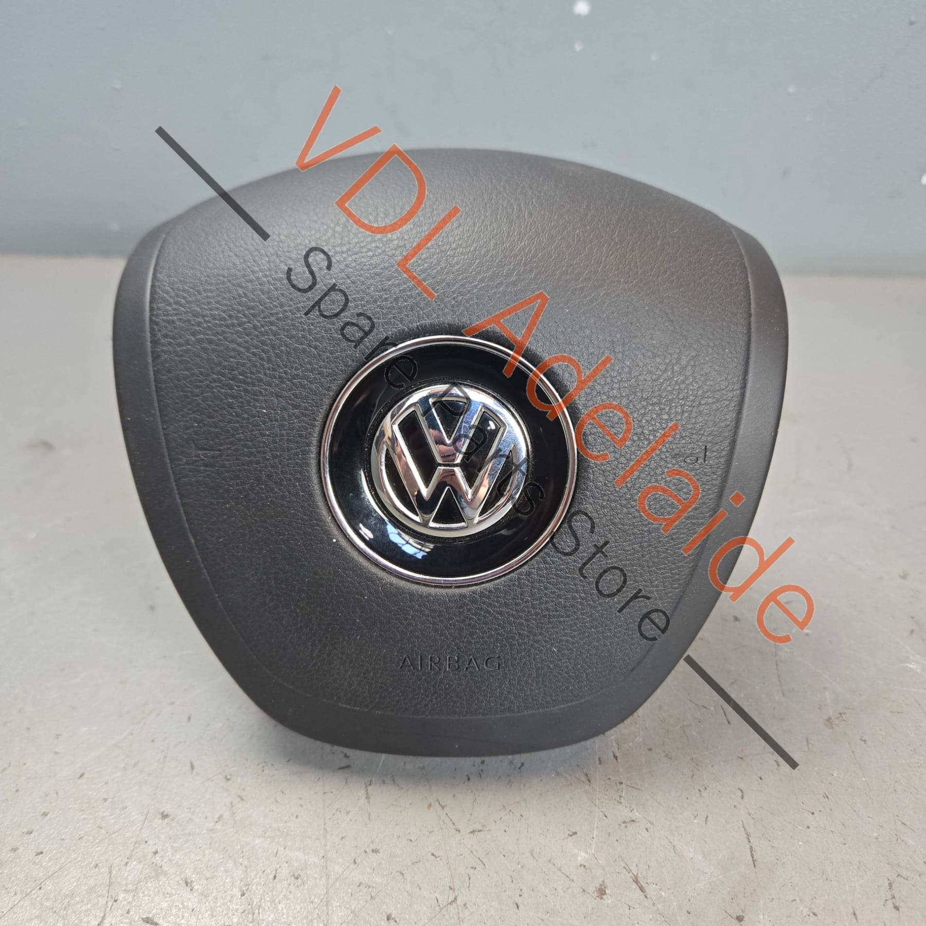 VW Touareg 7P Steering Wheel Airbag 7P6880201K Black