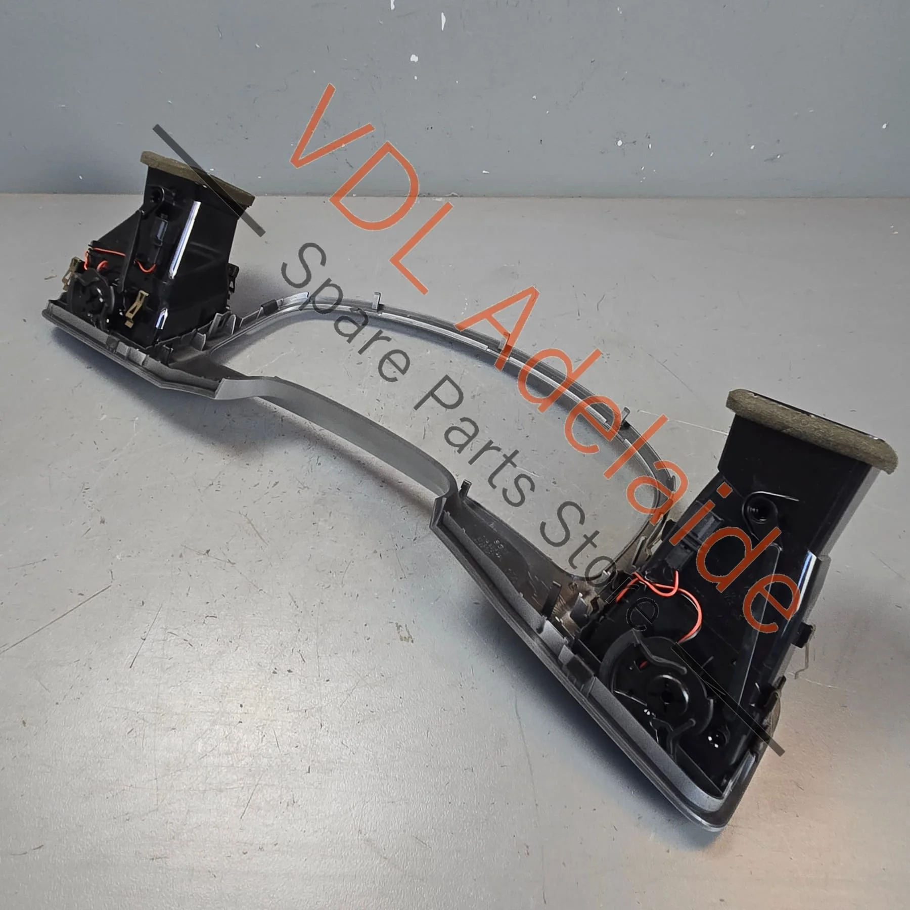 VW Touareg 7P Trim Surround for Dash Cluster RHD 7P2857109B 7P2857226B Aluminium Matt - Image 9