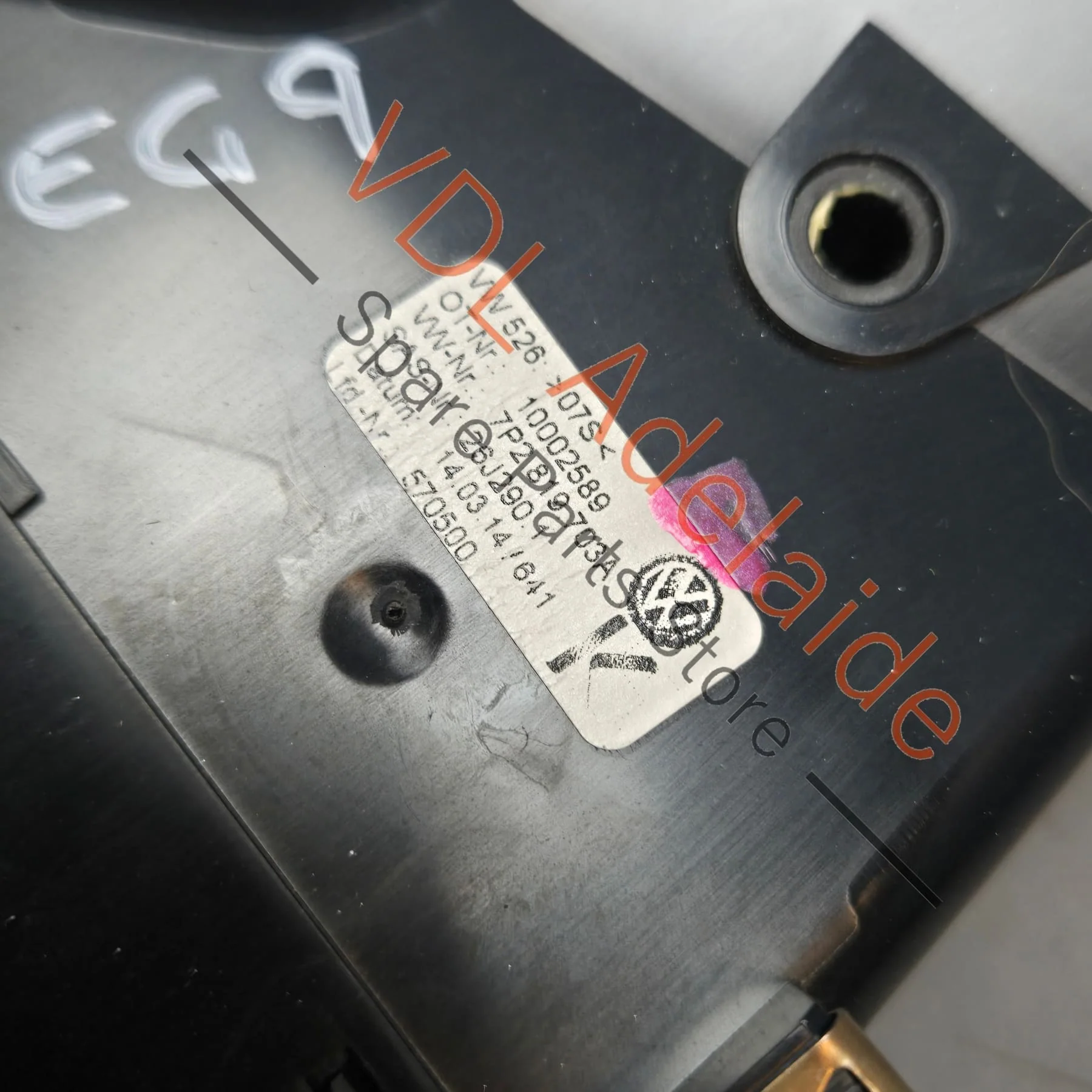 VW Touareg 7P Passenger Dash Insert & Vents RHD 7P2857221A 7P2857189A Aluminium Matt - Image 5