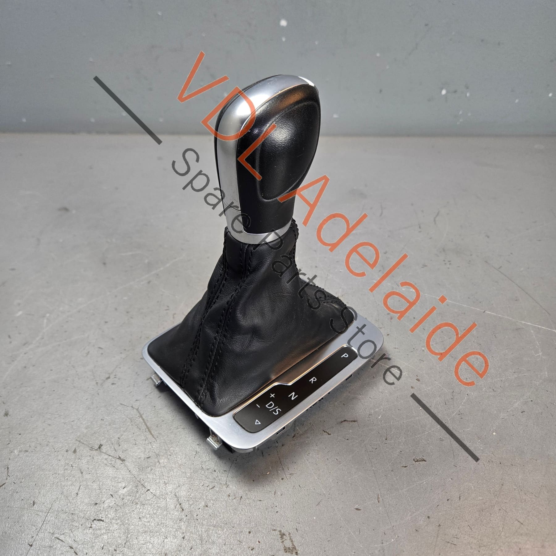 VW Touareg 7P Gear Shift Shifter Cover Knob RHD 7P2713203E