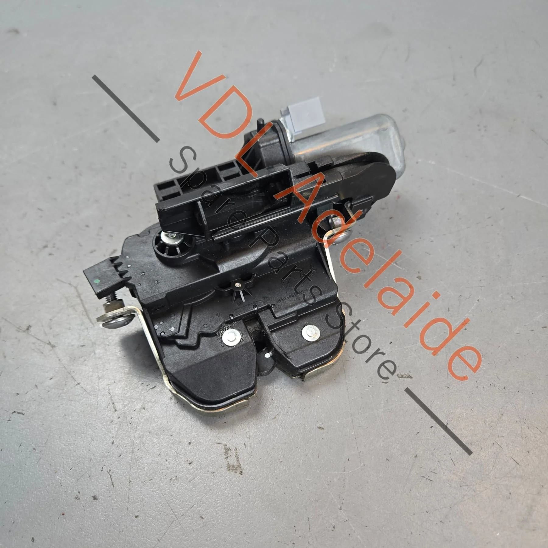 VW Touareg 7P Boot Tailgate Lid Lock 7P0827505K