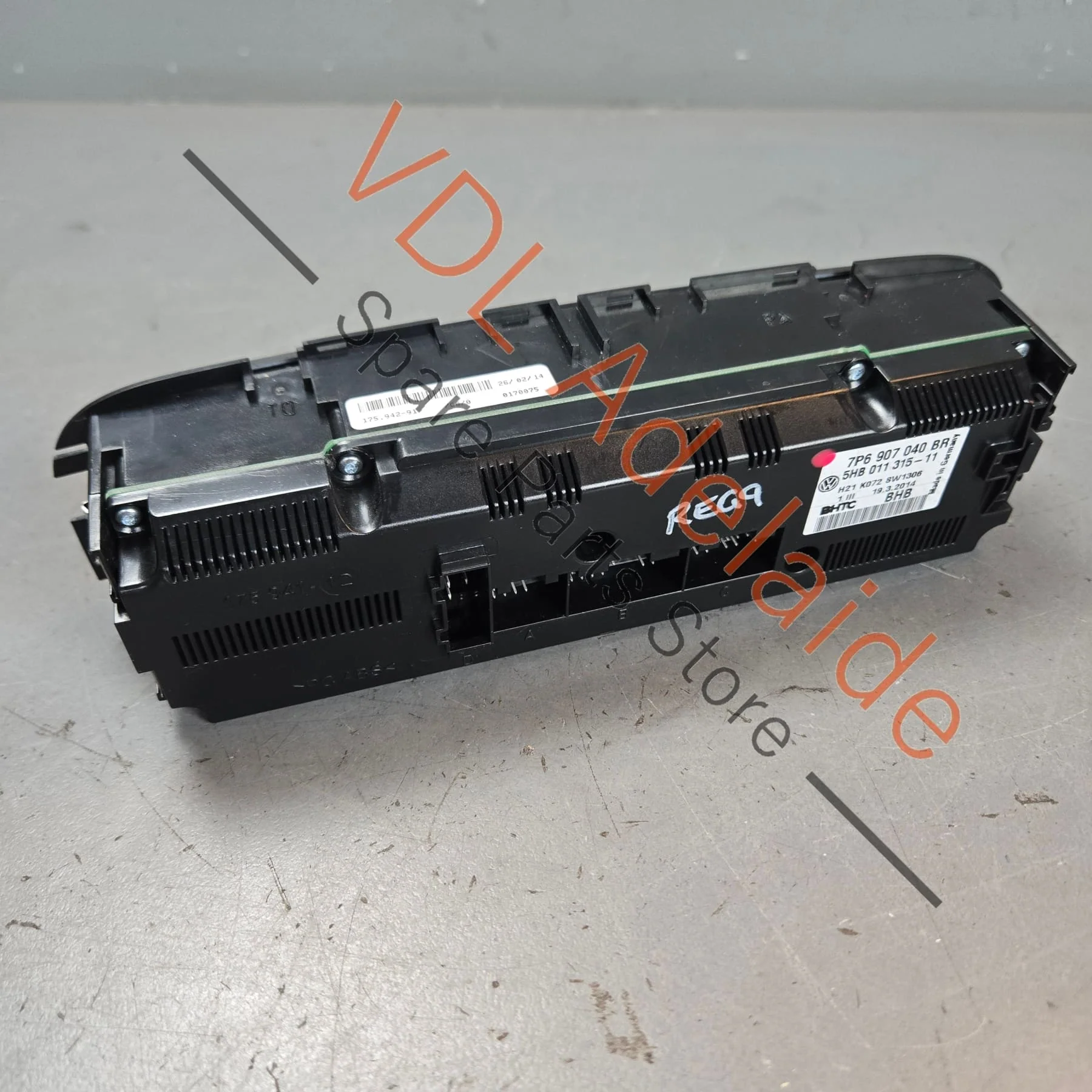 VW Touareg 7P Climate Aircon AC Switch Control Panel 7P6907040BR - Image 3
