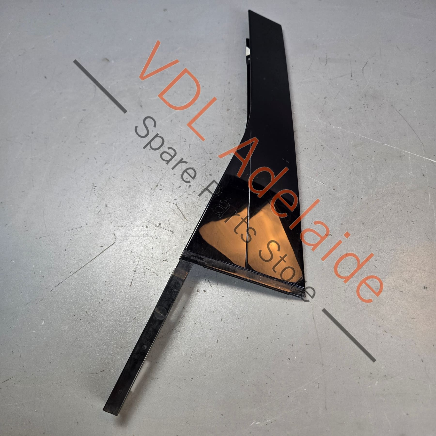 VW Touareg 7P Rear Left Door Exterior Trim 7P6839903C