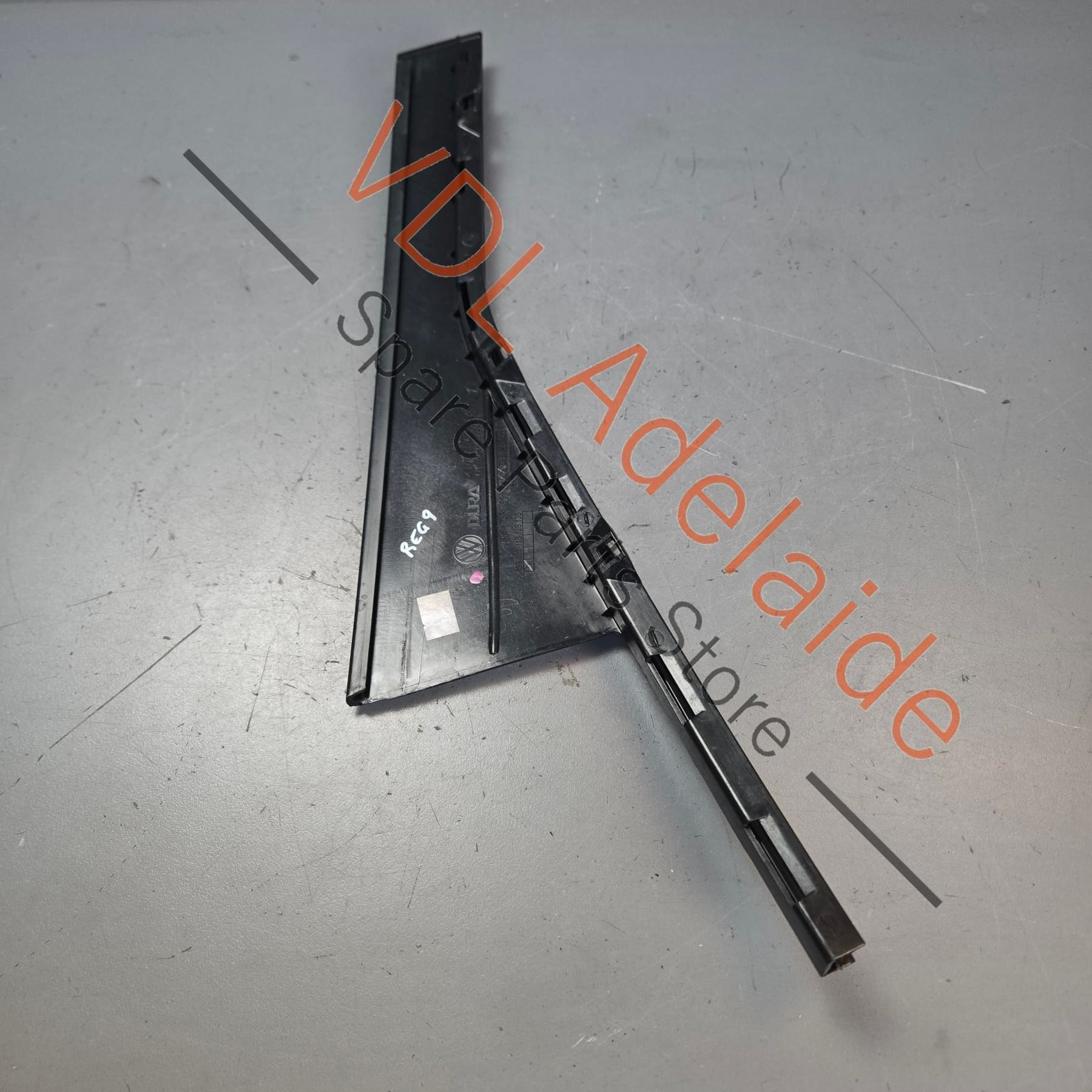 VW Touareg 7P Rear Left Door Exterior Trim 7P6839903C - Image 6