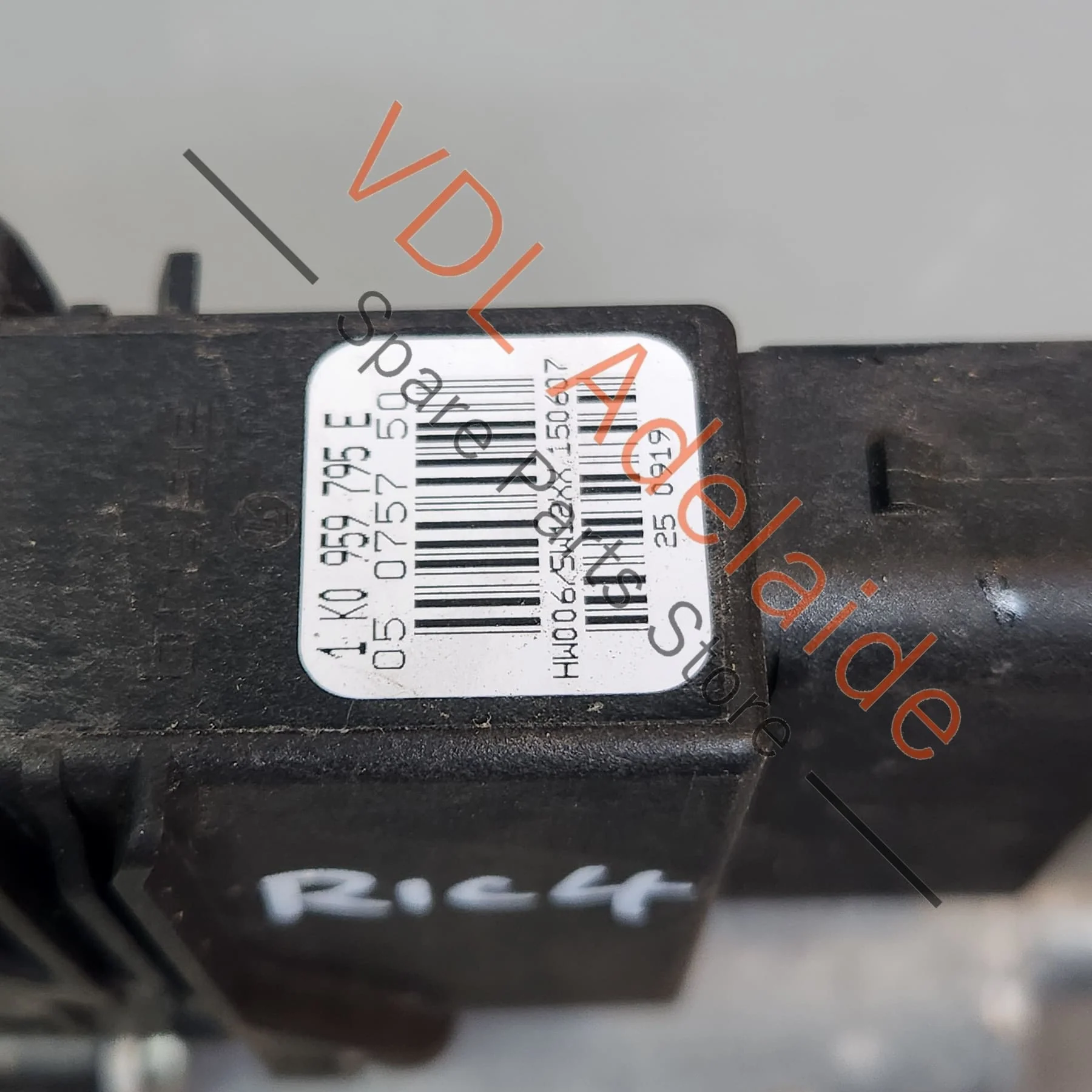 VW Golf Passat Jetta Rear Left Window Motor Regulator 1K0959703K 1K4839401E 1K0959795E 5K0959703 - Image 5