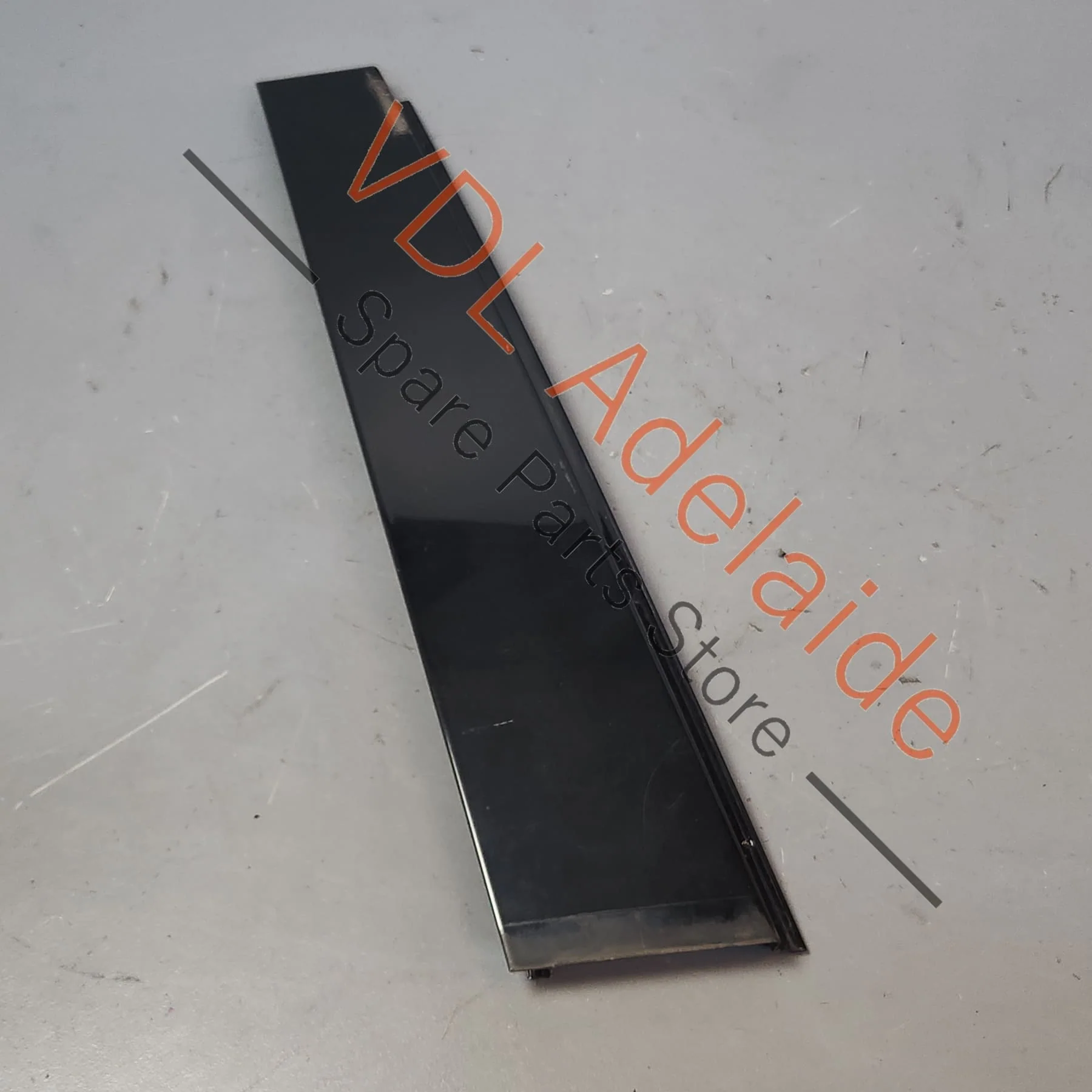 Volkswagen VW Golf Mk5 R32 Right Rear Door B Exterior Pillar Trim Gloss Black 1K6839902