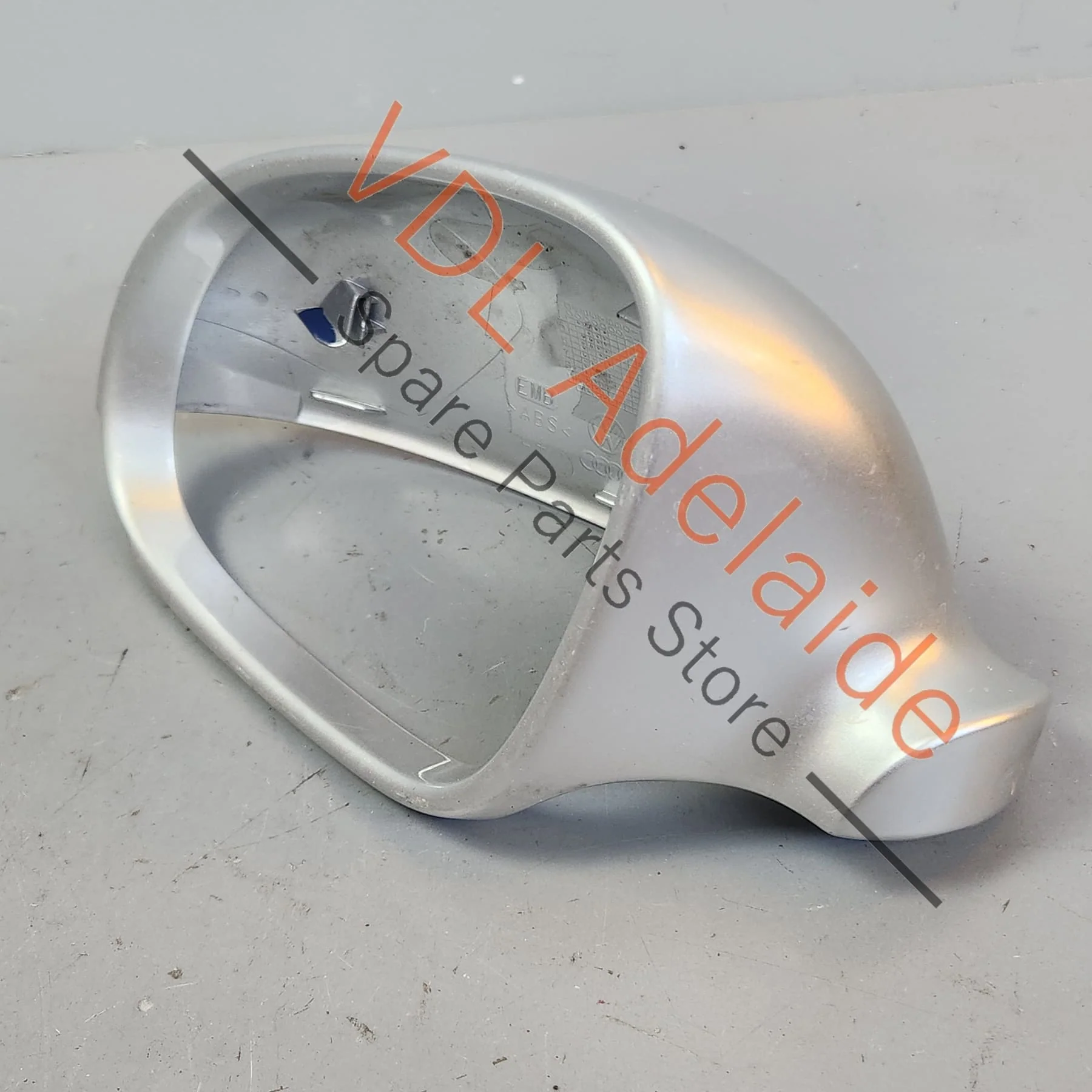 VW Golf MK5 LHS Left Side Exterior Mirror Cap 1K0857537