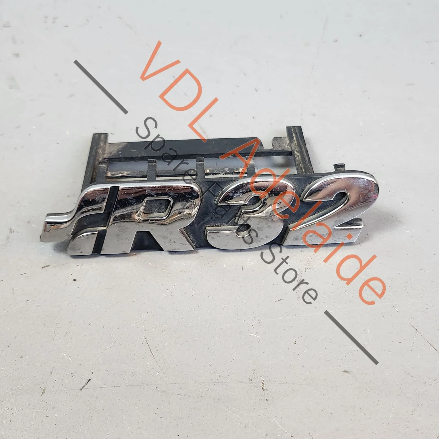 VW Golf MK5 R32 Front Grille Badge Emblem 1J6853679D PWV - Image 7