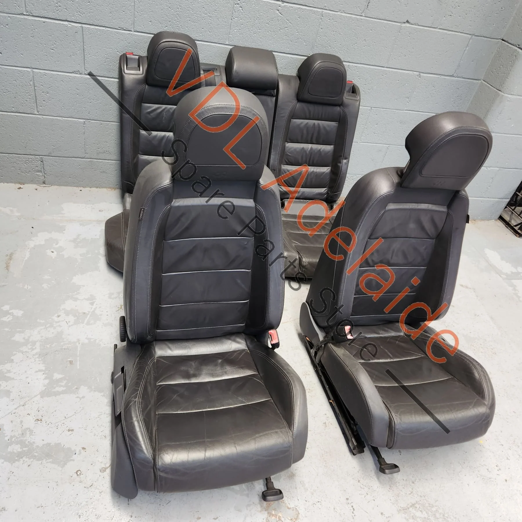VW Golf R32 MK5 FRONT PAIR of Leather Sport Seats Interior Trim w/Heaters - Image 4