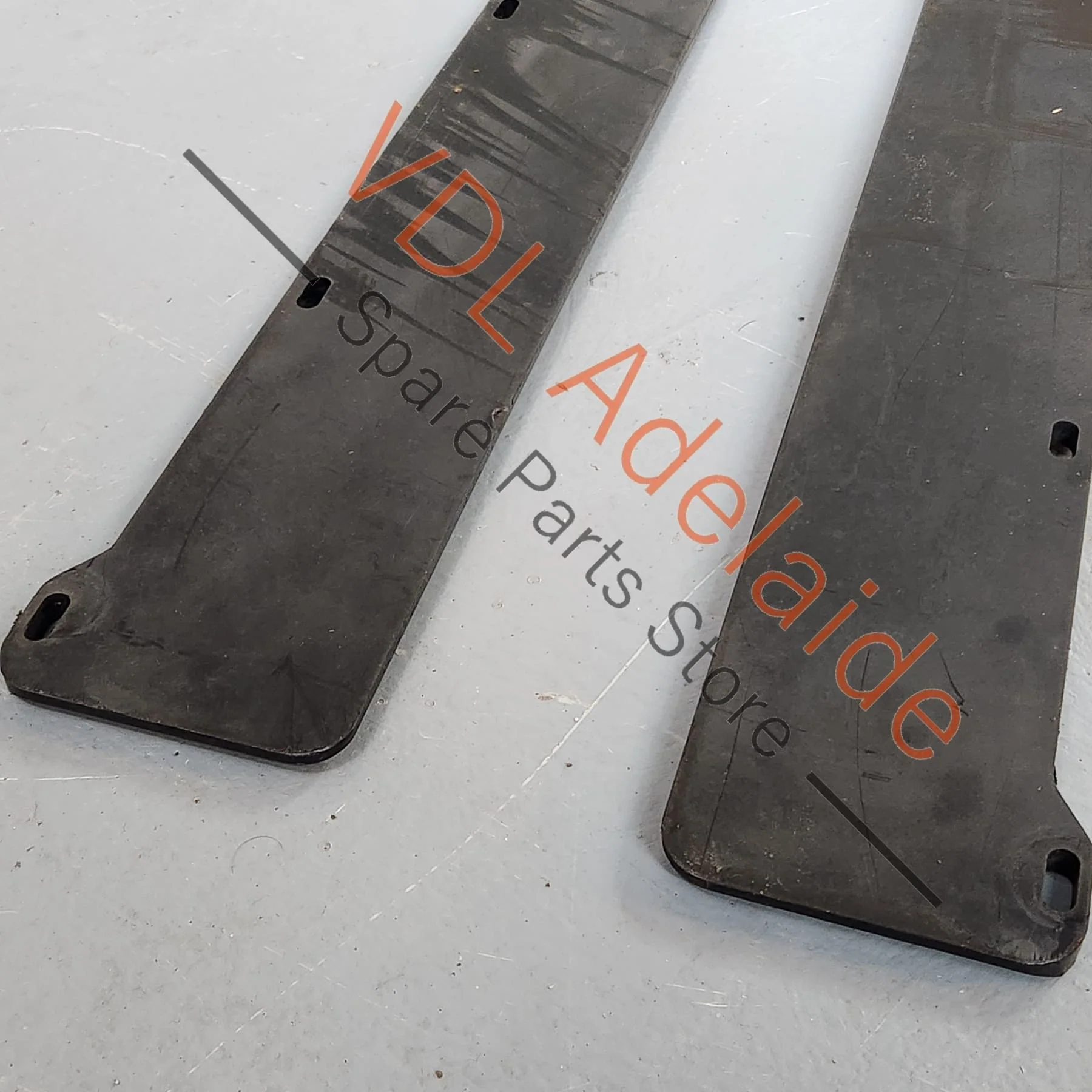 VW Golf MK5 R32 / Gti Flow Designs Side Splitter Skirt Set - Image 8
