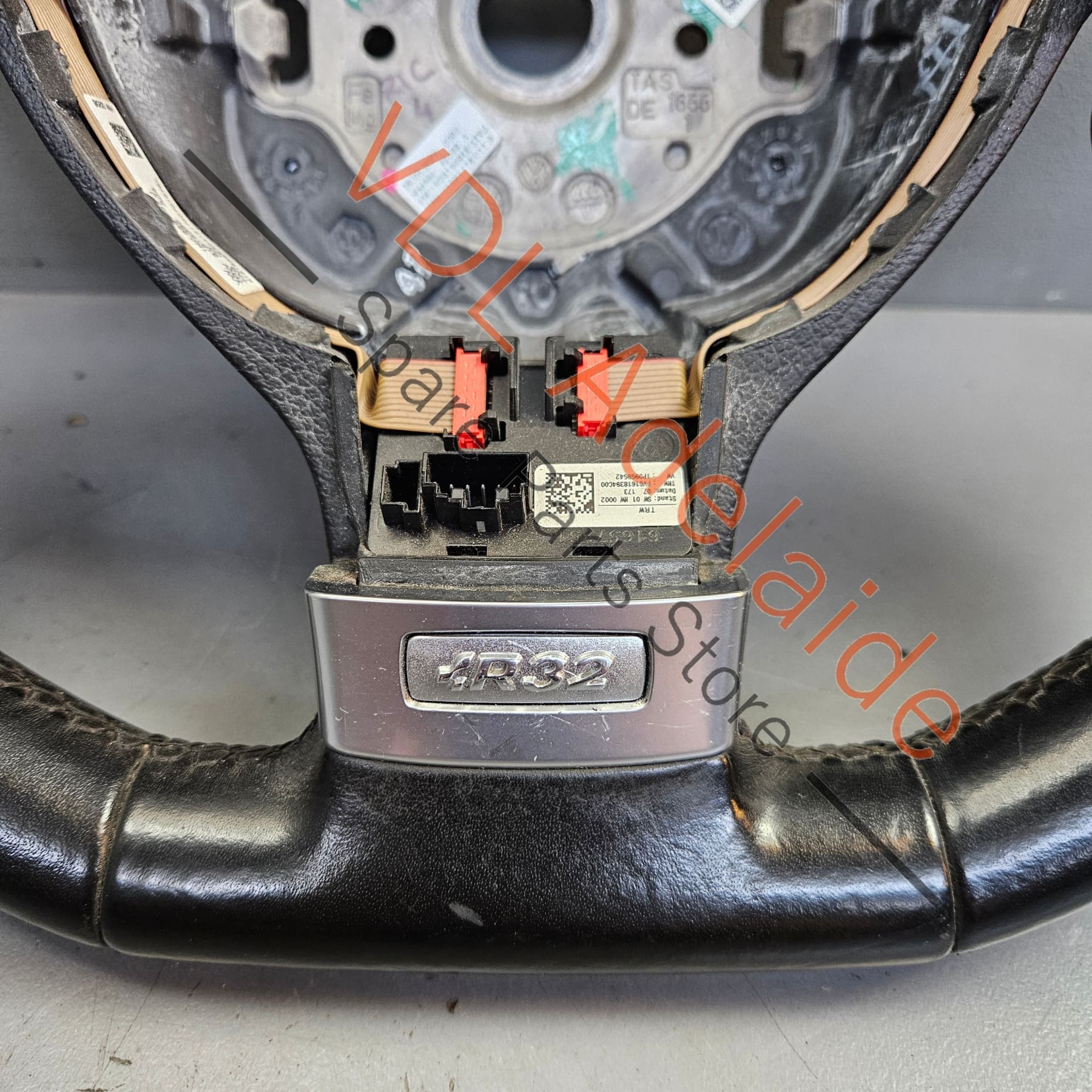 VW Golf Mk5 R32 Steering Wheel Flat Bottom Leather Multifunction 1K0419091GT TVJ - Image 4