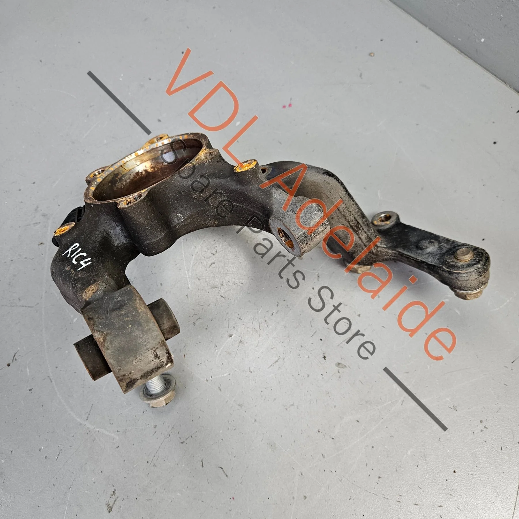 VW Golf Mk5 R32 Right Rear Wheel Bearing Housing Hub Knuckle Suspension 1K0505433 - Image 6