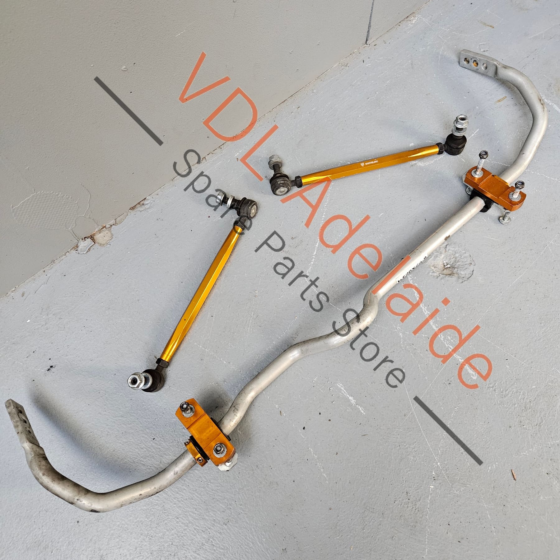 VW Golf R32 Front Whiteline Swaybar Sway Bar Kit with links