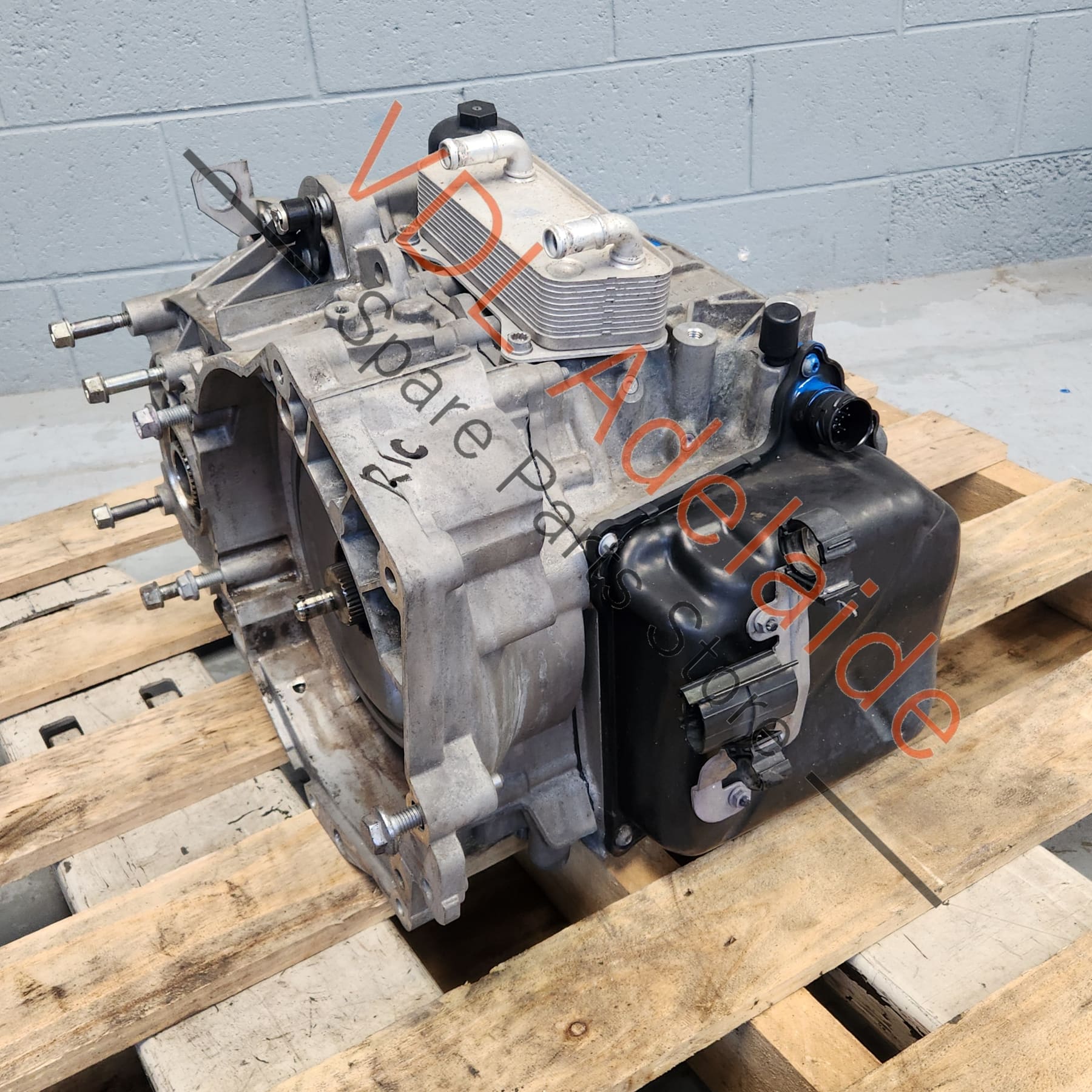VW Golf R32 DSG Transmission Gearbox KDE - Image 7