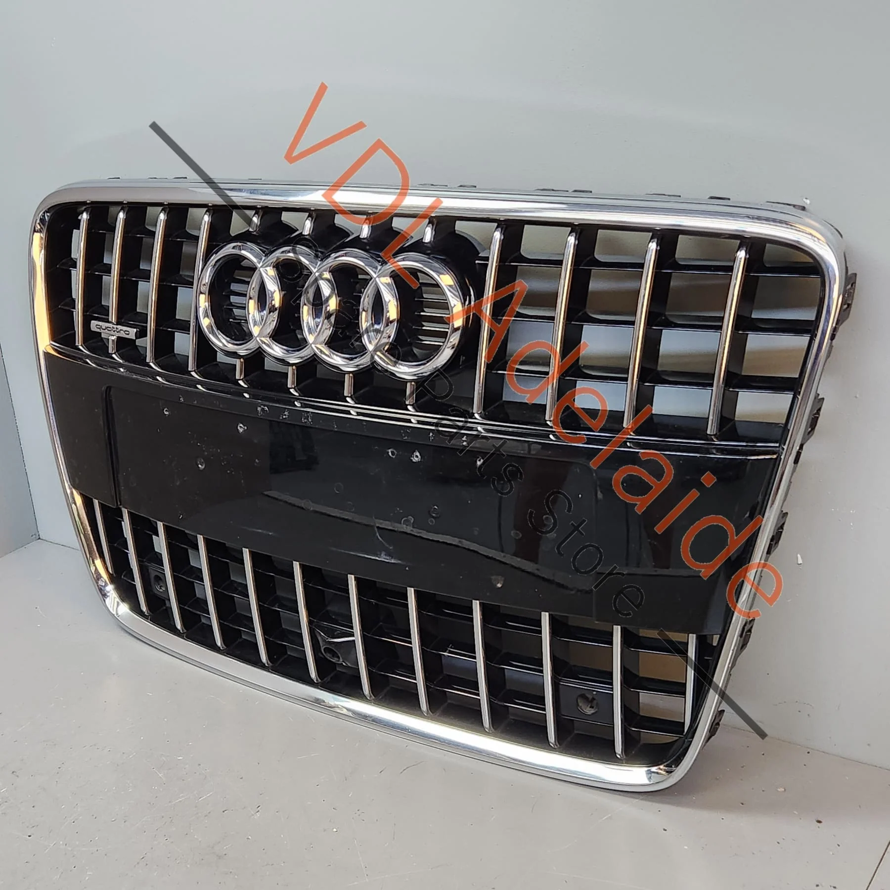 Audi Q7 Front Radiator Grille Genuine OEM 4L0853651G T94 Includes Badges