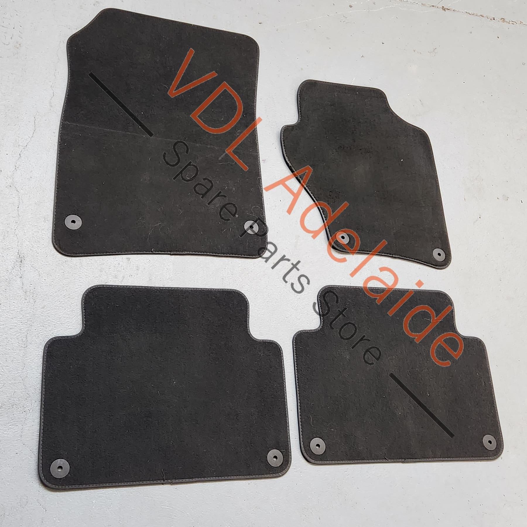 Genuine OEM Audi Q7 4L Set of Floor Carpet Mats 4L2863691D