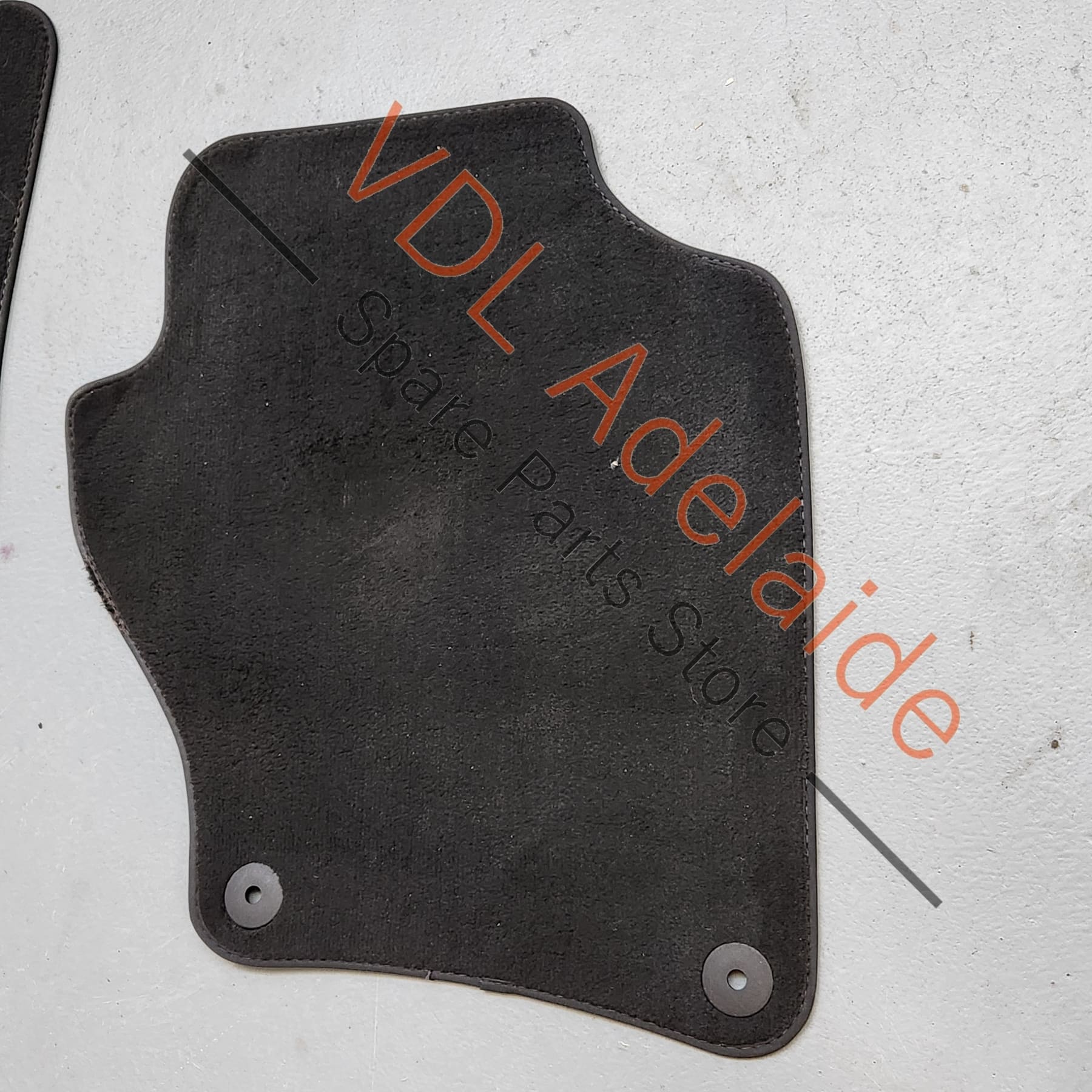 Genuine OEM Audi Q7 4L Set of Floor Carpet Mats 4L2863691D - Image 2