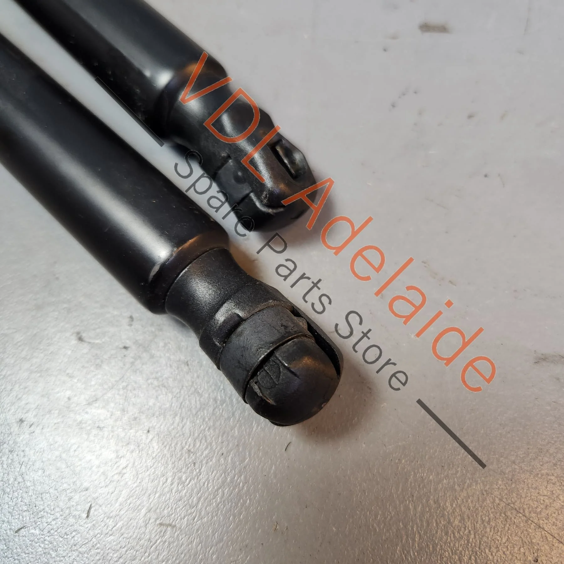 Audi Q7 Boot Hatch Rear Lid Lift Gas Struts 4L0827552F - Image 5